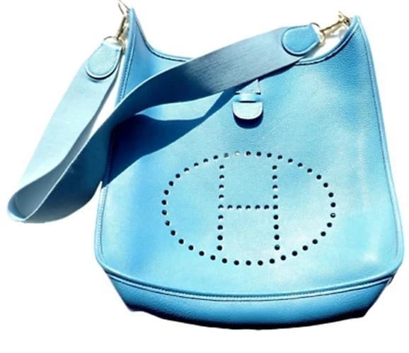 Authentic! Hermes Evelyne Blue Jean Courchevel GM Handbag Purse Gold Hardware: Authentic! Hermes Evelyne Blue Jean Courchevel GM Handbag Purse Gold Hardware About This Piece: Bag Hermes Evelyne Size: 12 inches x 10 inches x 3 inches Strap: 19" strap drop ALL MEASURES ARE APPROXI