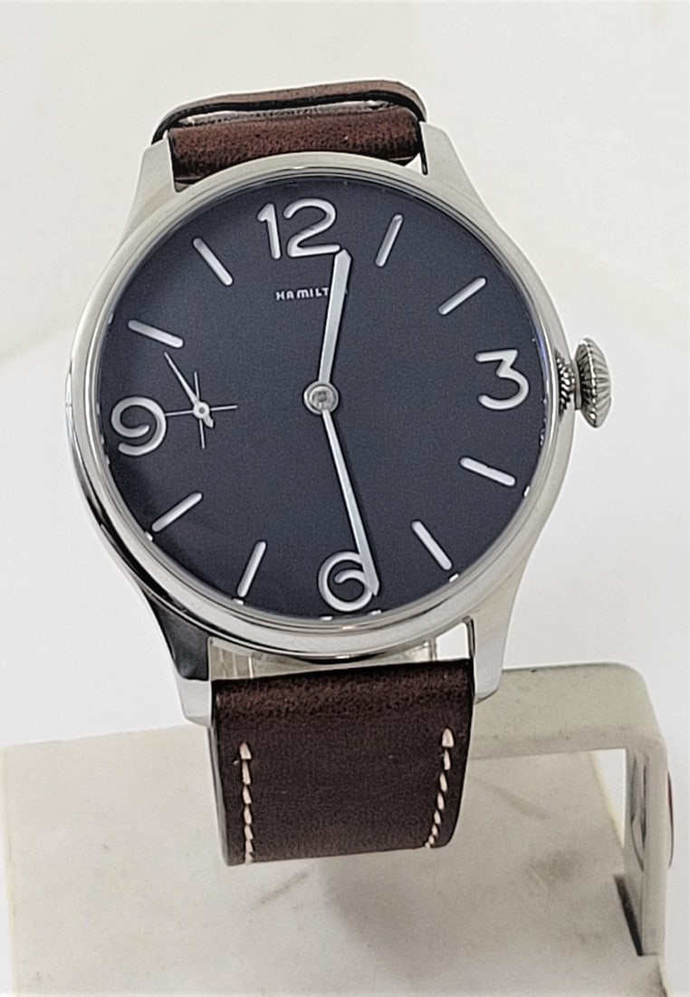 Mens High Grade HAMILTON Winding Watch Cal 917 Re-Cased* Chocolate Dial* EXLNT: Vintage Mens S/Steel High Grade HAMILTON Winding Watch Cal 917 Re-Cased-Marriage* Chocolate Dial* EXLNT* SERVICED??? This Men's Hamilton watch is USA made. Great present for yourself or someone you lo