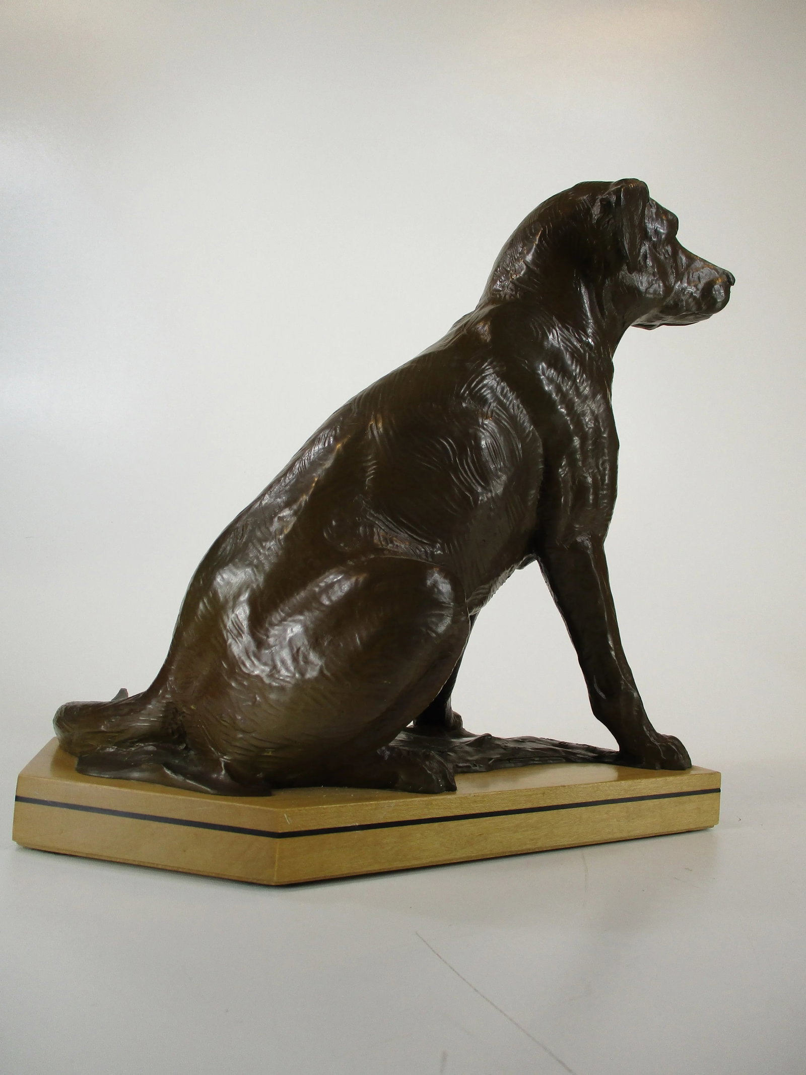 Bronze Dog Statue Lab, Labrador Sitting Wooden Bace Artist Signed: Name? & 1995 - 6