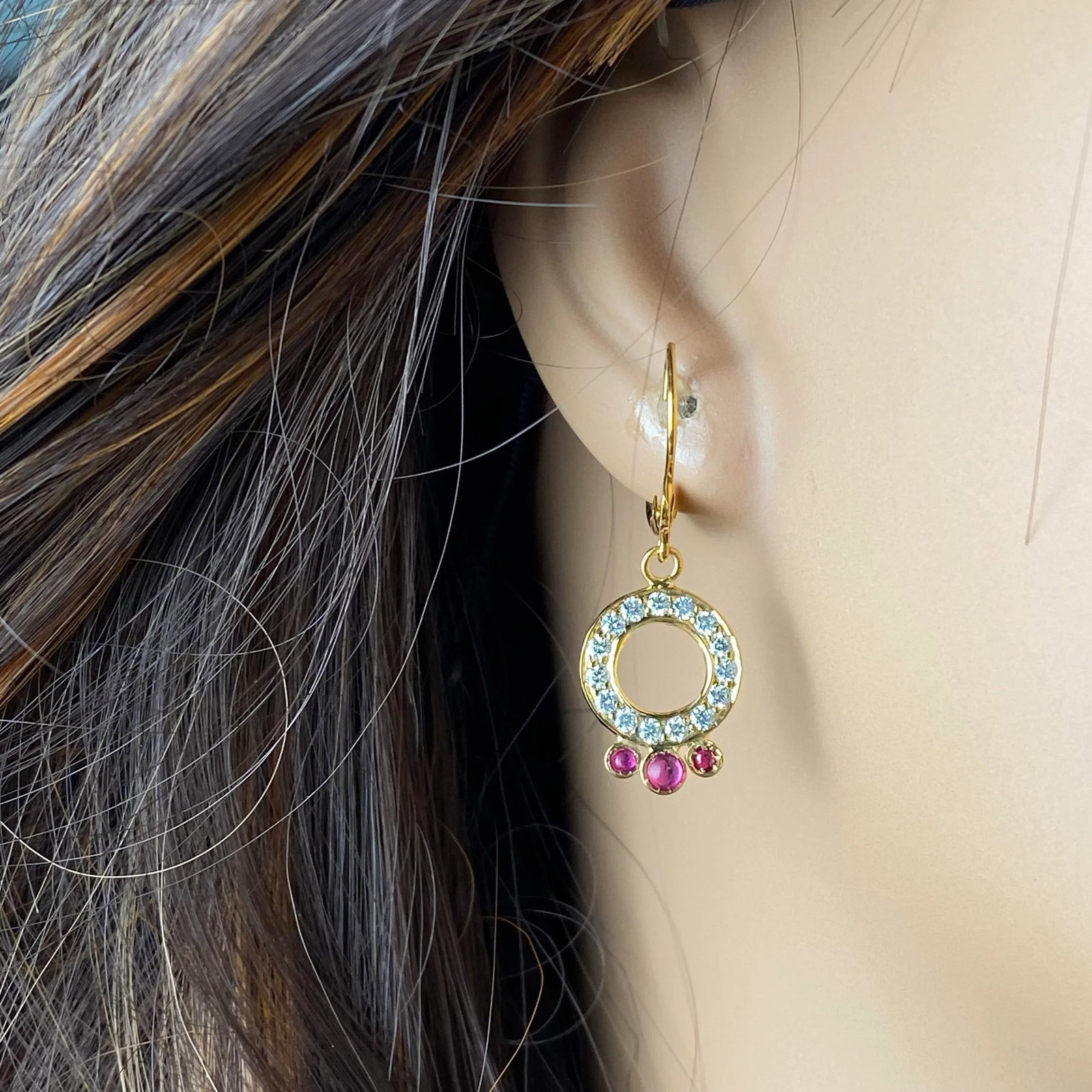 14 Karat Yellow Gold Leverback Hoop Earrings Diamond Ruby Circle 1.40 Carat - 2 Pieces - 5