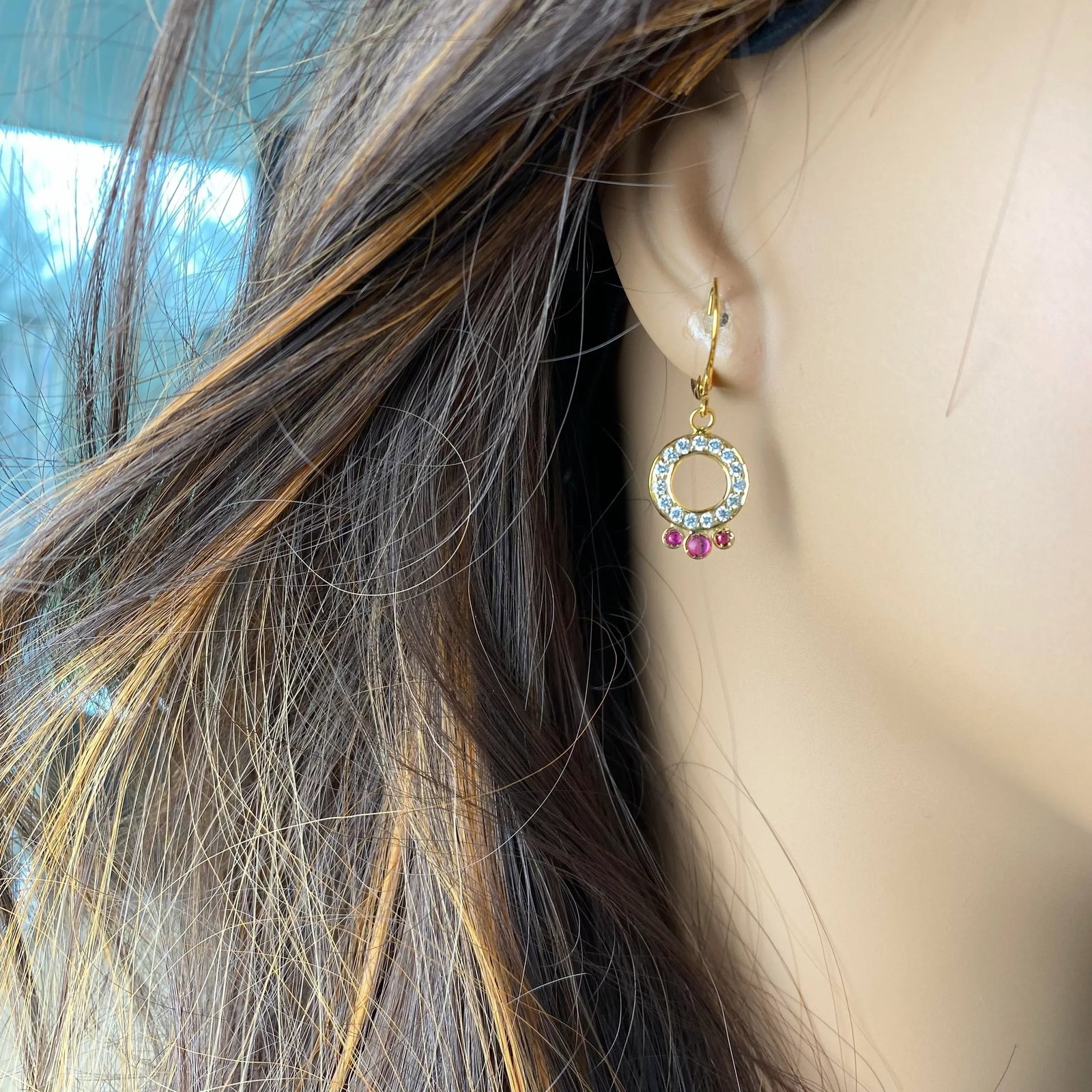 14 Karat Yellow Gold Leverback Hoop Earrings Diamond Ruby Circle 1.40 Carat - 2 Pieces - 7