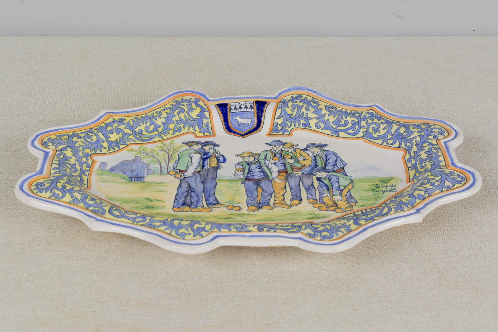 19th Century French Porquier Beau Quimper Faience Platter - 3