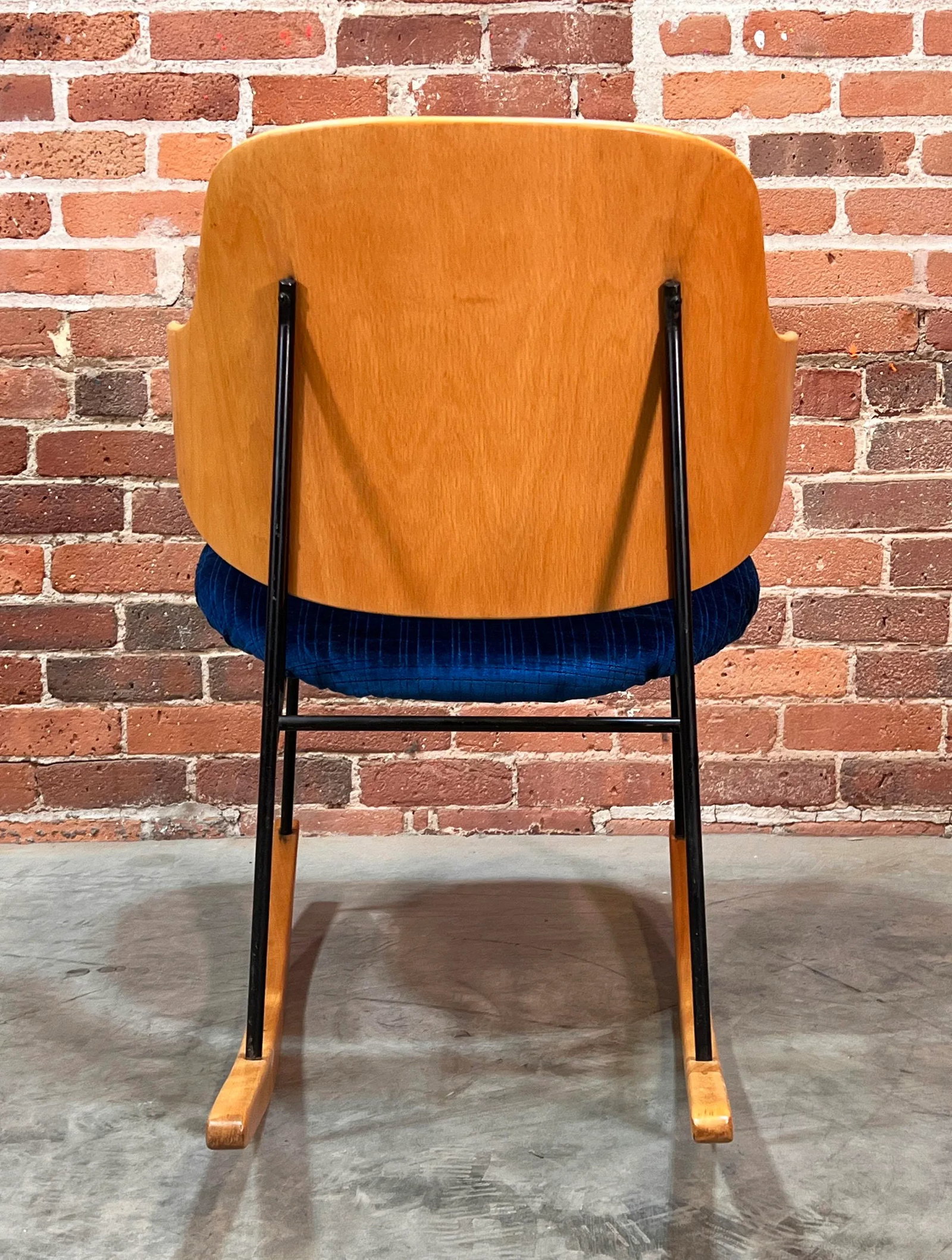 C.1950's Mid Century Modern Ib Kofod-Larsen Penguin Rocker Rocking Chair - 6