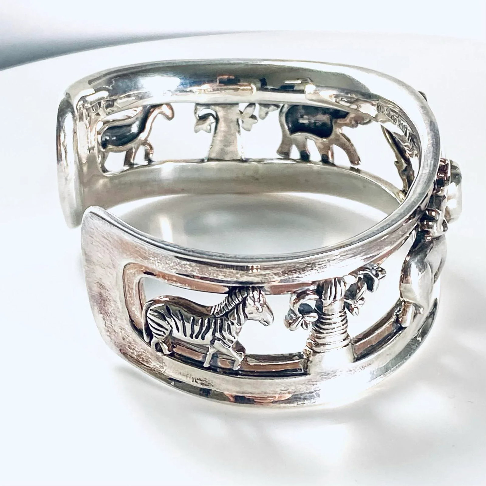 Vintage Kieselstein Cord Sterling Silver Elephant Cuff Bracelet - 6