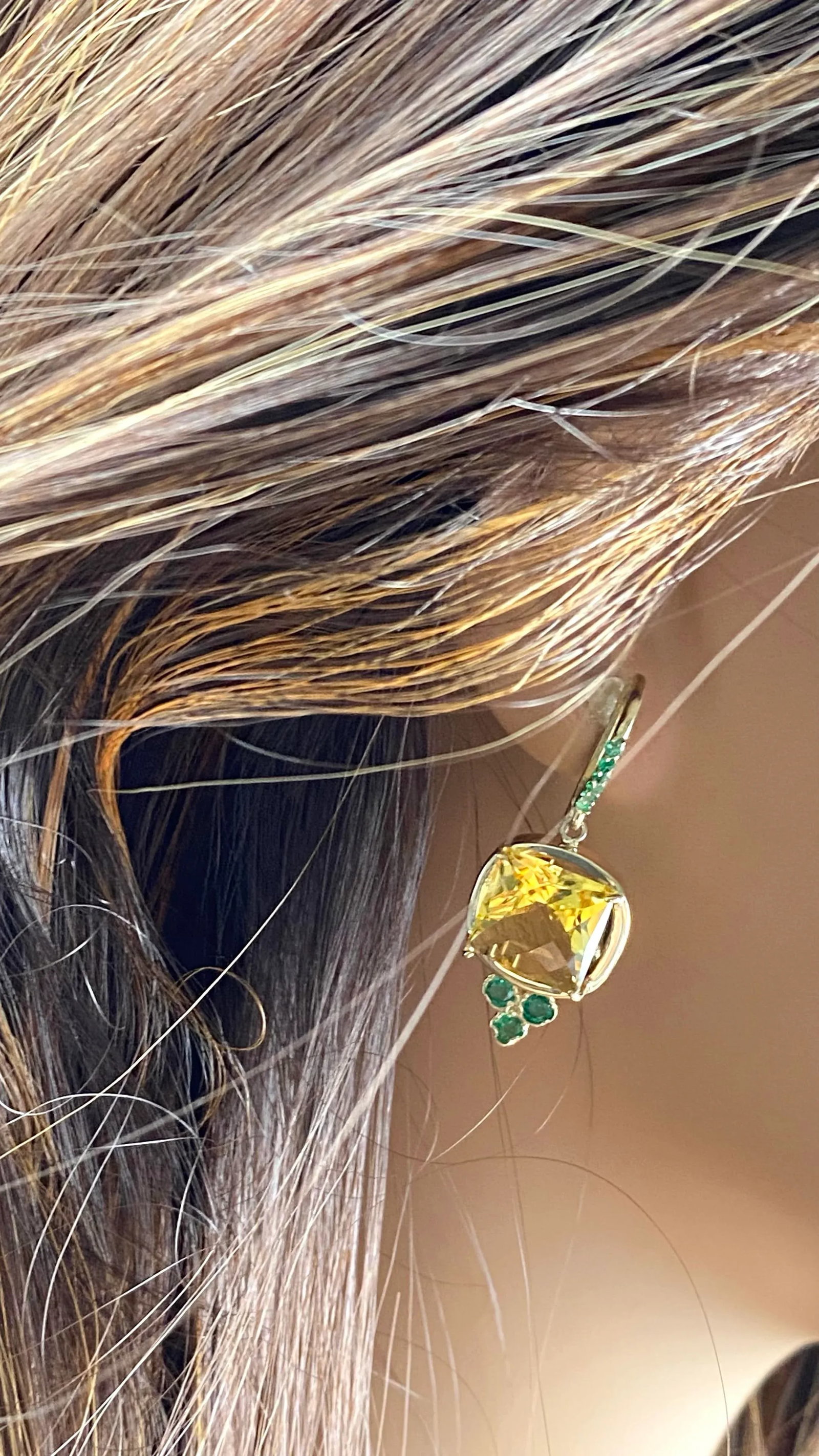 14 Karat Yellow Gold Shepherd Hoop Earrings With Yellow Topaz and Emeralds - 2 Pieces - 5