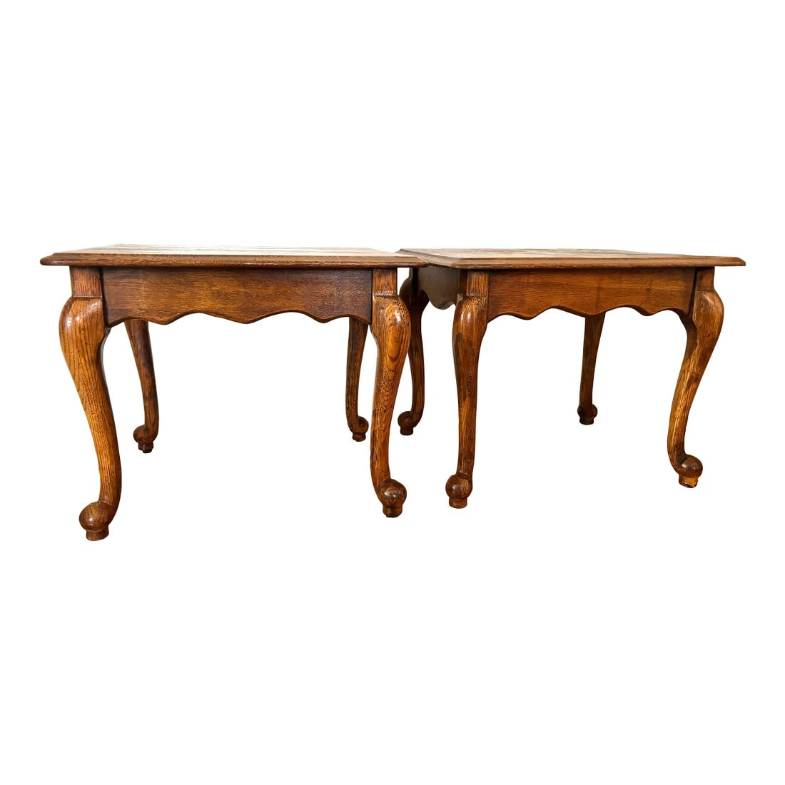 1960s Vintage French Country Style Scalloped Queen Anne Solid Oak Side Tables From Solid Oak - A Pai: Vintage pair of solid oak Queen Anne side tables with scalloped edge, rich grain, and elegant curved legs. Beautifully aged and well-proportioned pieces of furniture. Can be used with wide side or