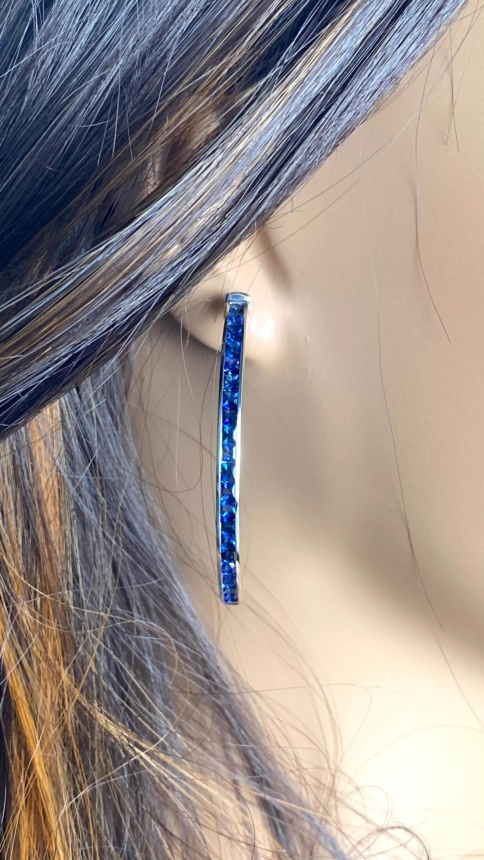 Hoop 14 Karat Gold Earrings Meticulously Crafted Square Shaped Sapphires - 2 Pieces - 5