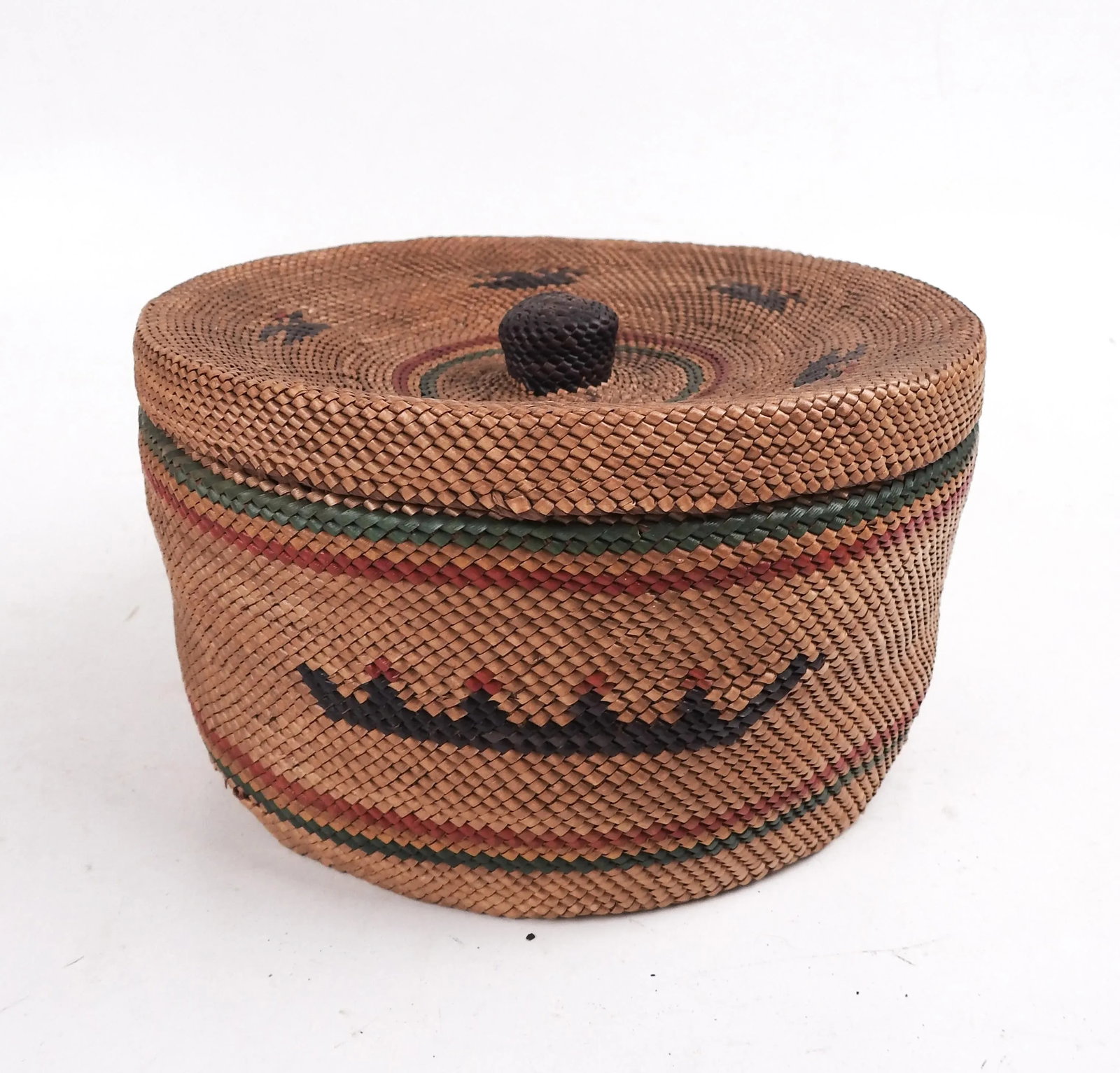 Makah Lidded Basket Whale Whaling Motif - 5