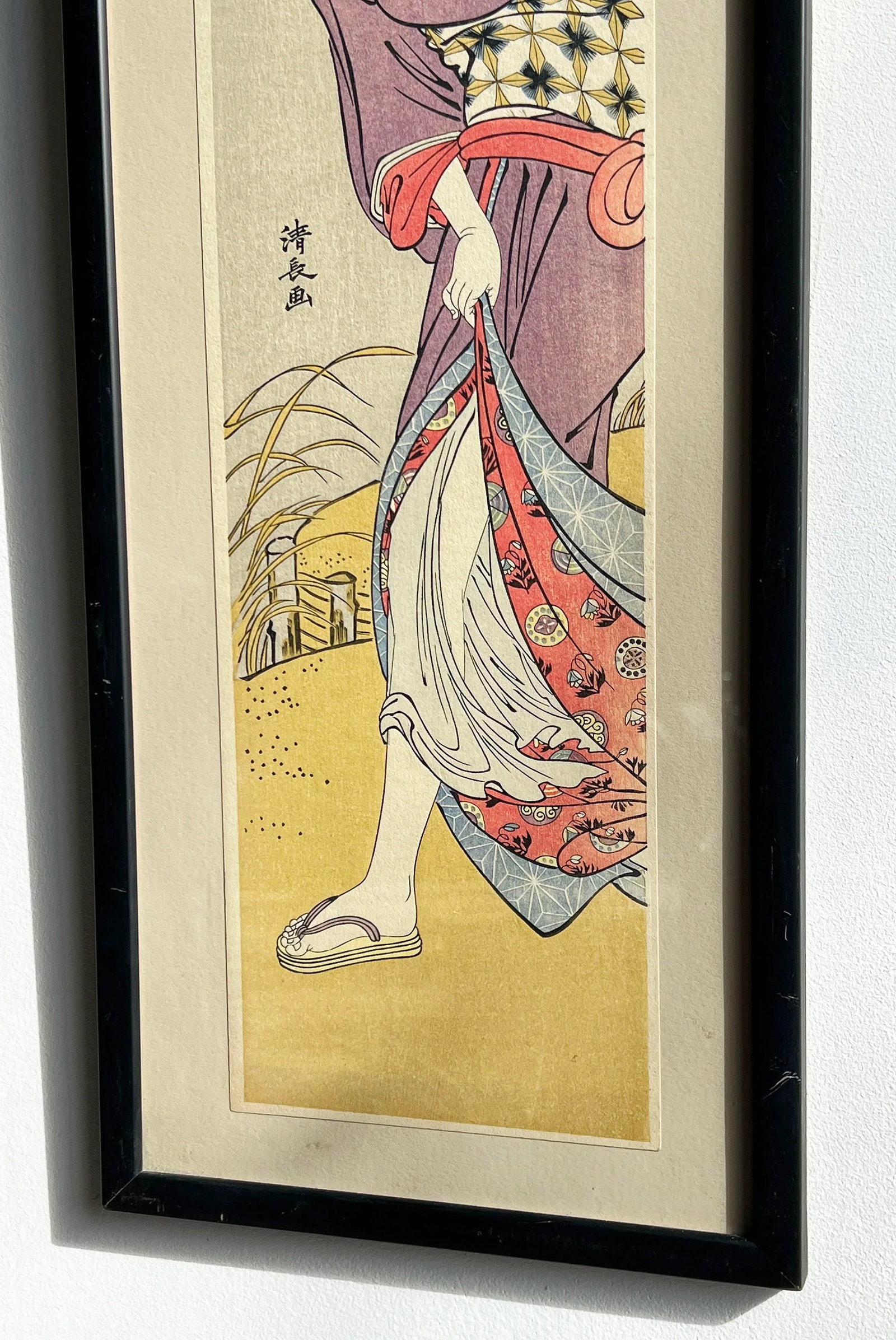 Vintage Japanese Woodblock Print 'Beauty Walking Under Windblown Wisteria' by Torii Kiyonaga - 4
