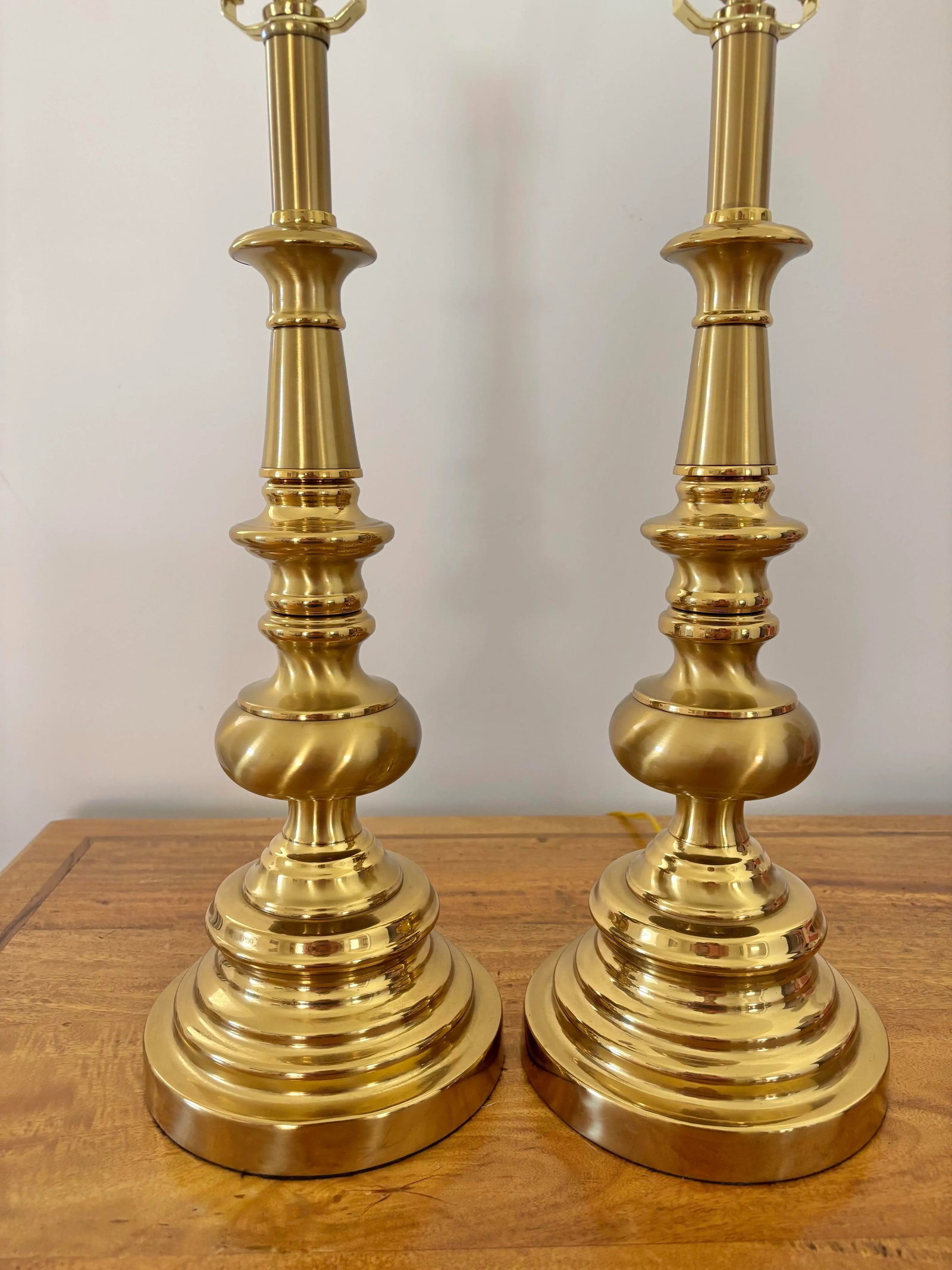 Pair of 1990s Stiffel Brass Regency Style Table Lamps - 2
