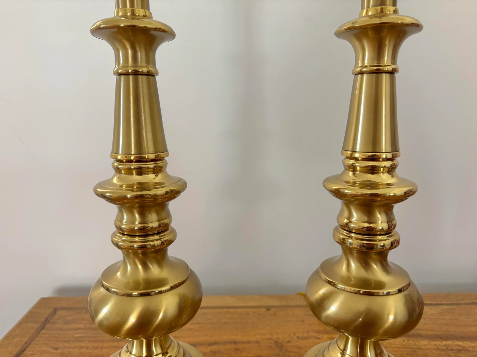 Pair of 1990s Stiffel Brass Regency Style Table Lamps - 4