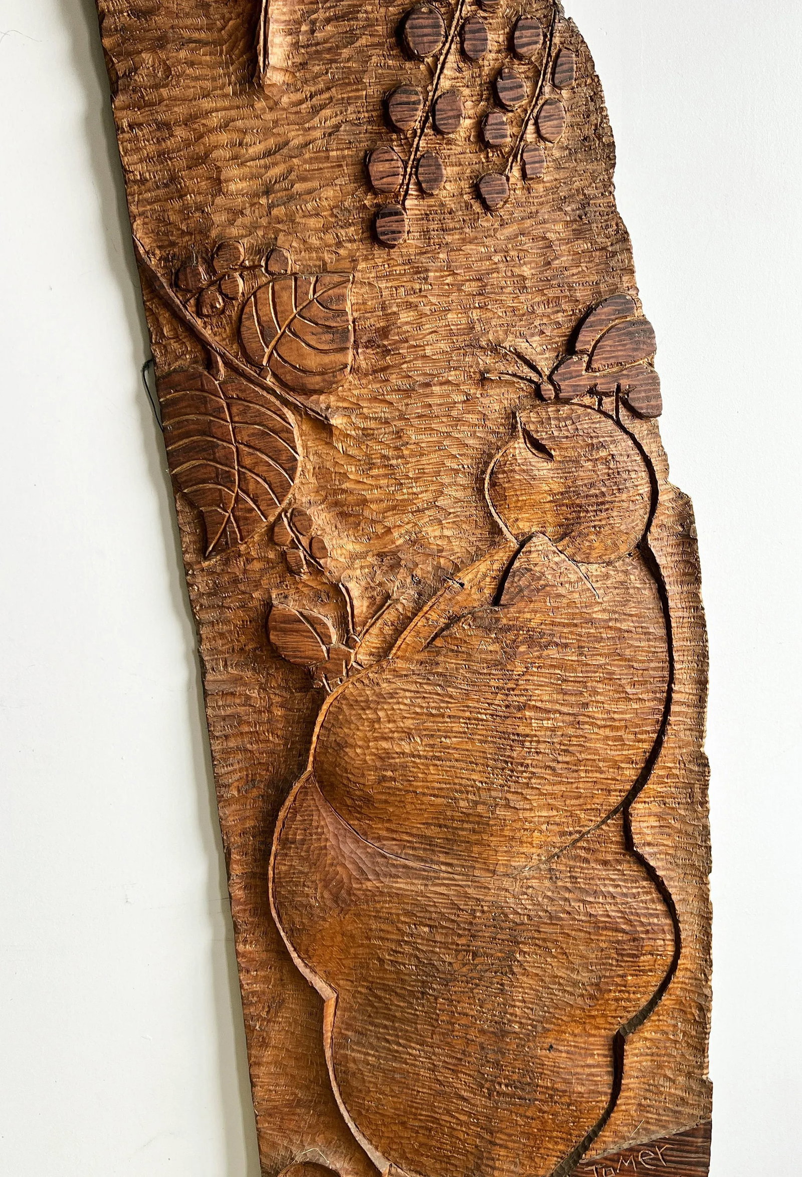 Vintage Mid Century Modernist Carved Wood Wall Sculpture Signed 'Tomer' - 3
