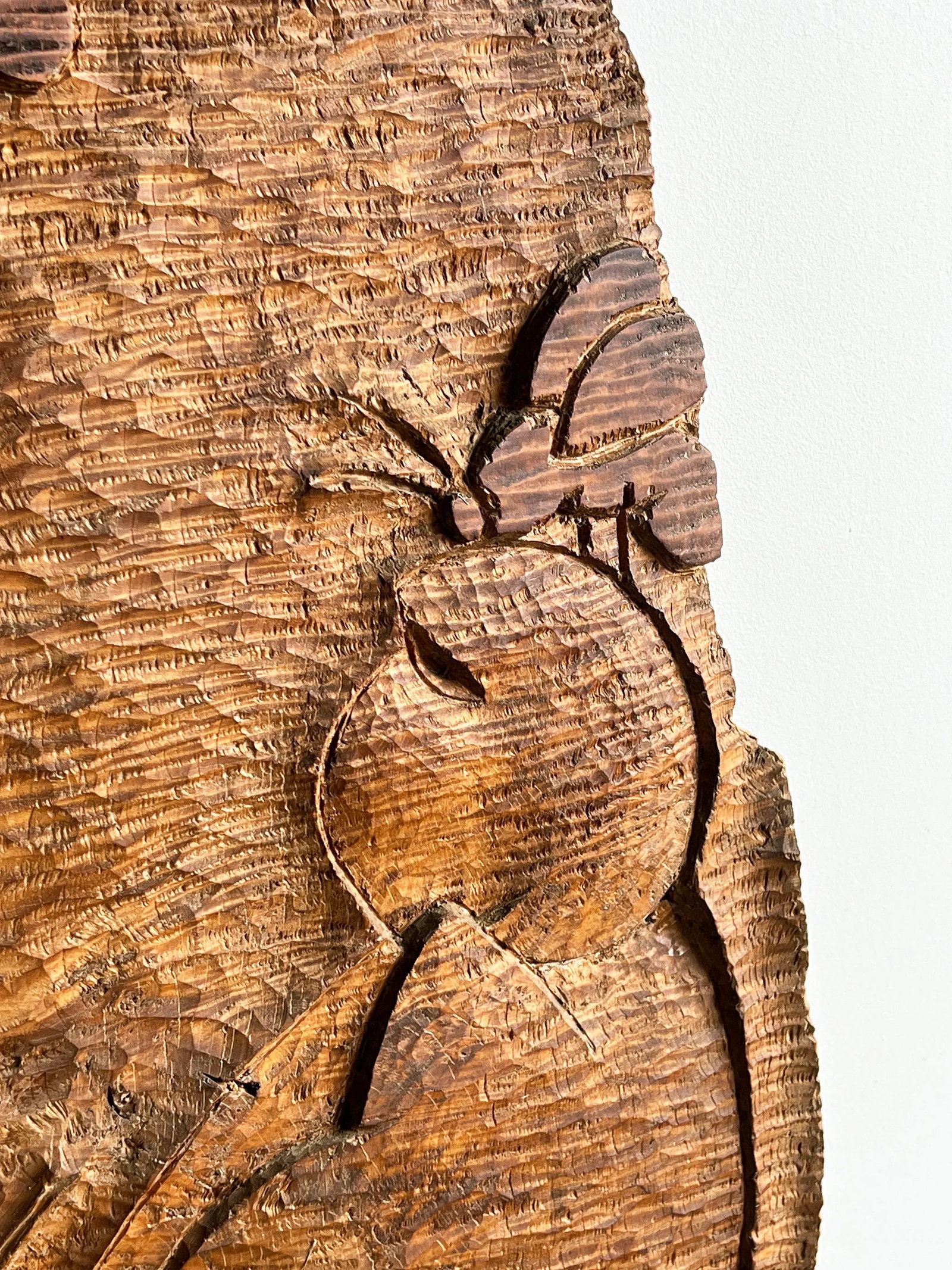Vintage Mid Century Modernist Carved Wood Wall Sculpture Signed 'Tomer' - 4