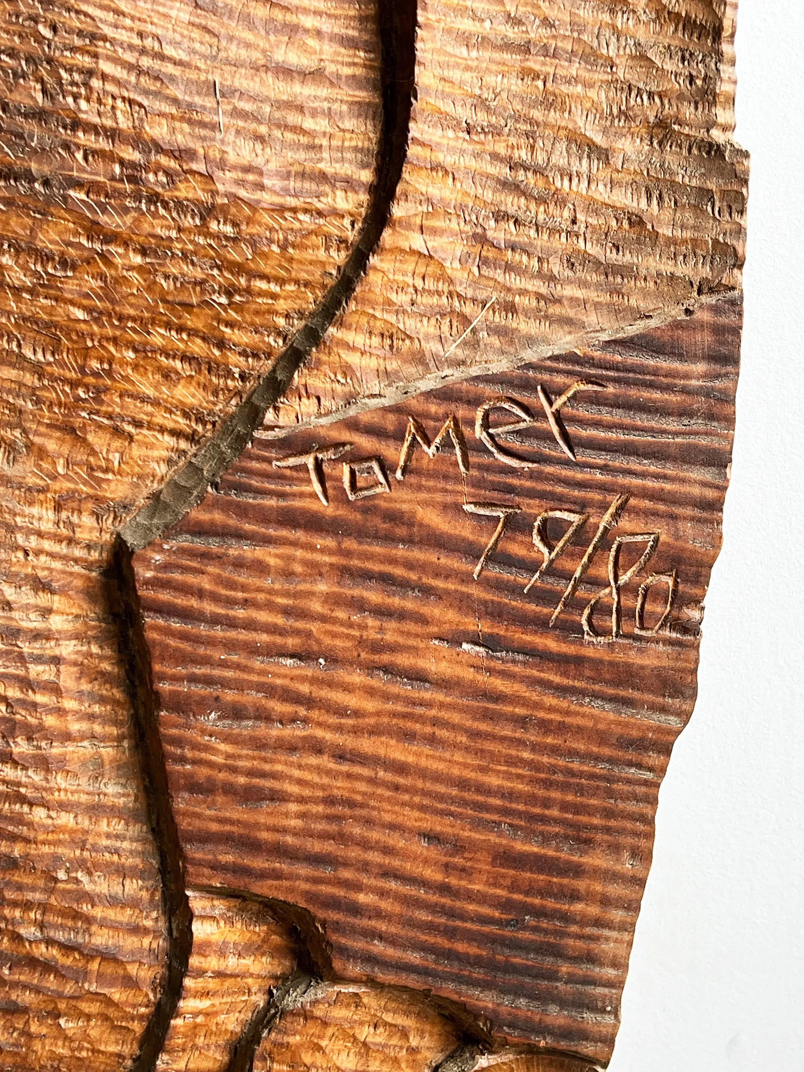 Vintage Mid Century Modernist Carved Wood Wall Sculpture Signed 'Tomer' - 7