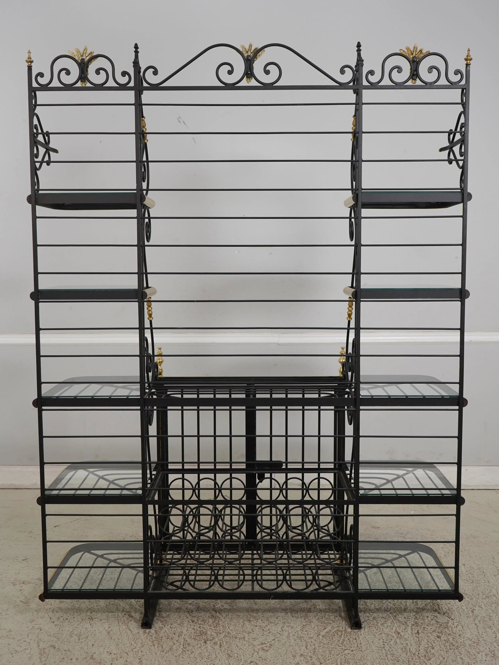Perfitfils Large French Iron Bakers Wine Rack - 12