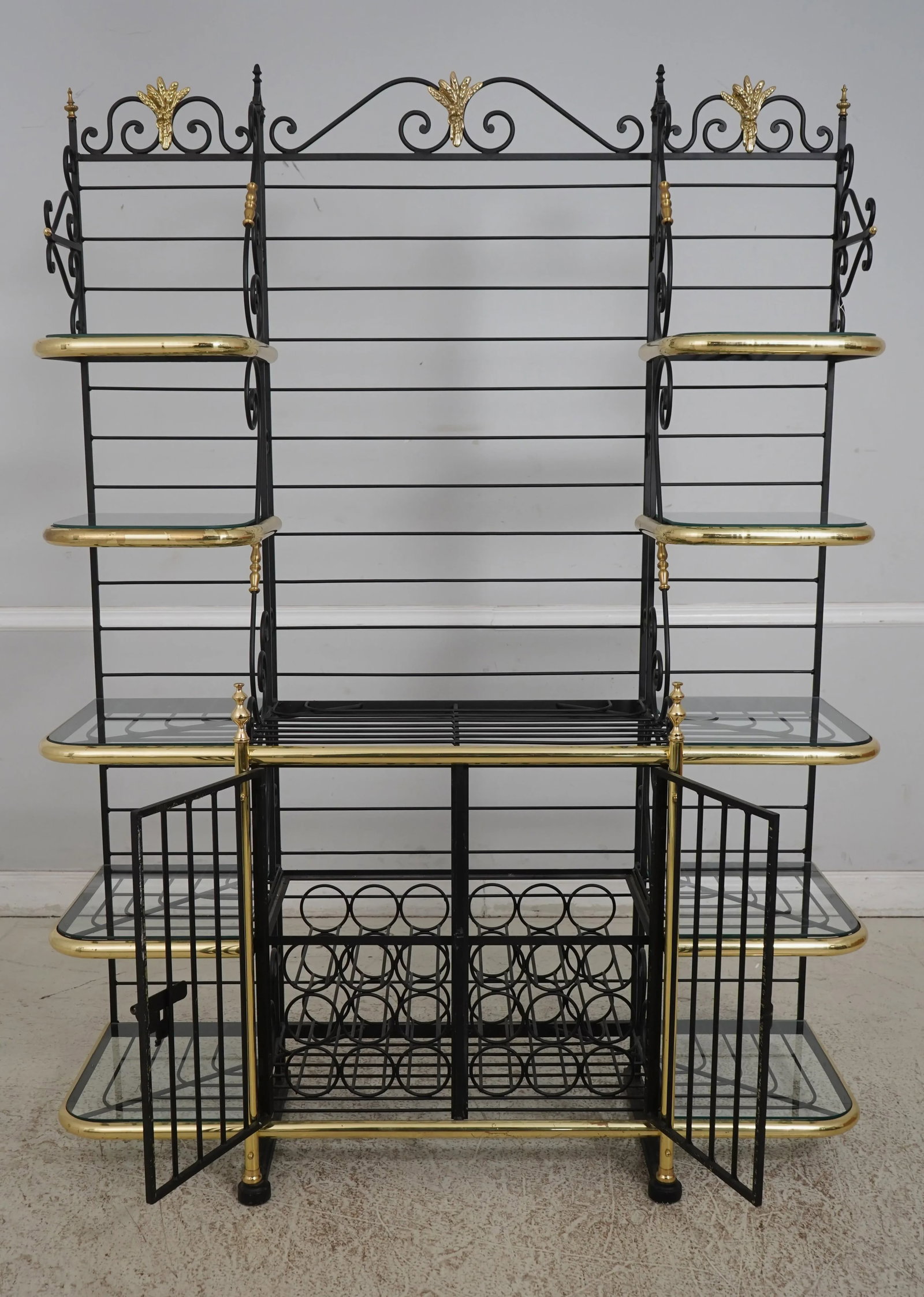 Perfitfils Large French Iron Bakers Wine Rack - 3