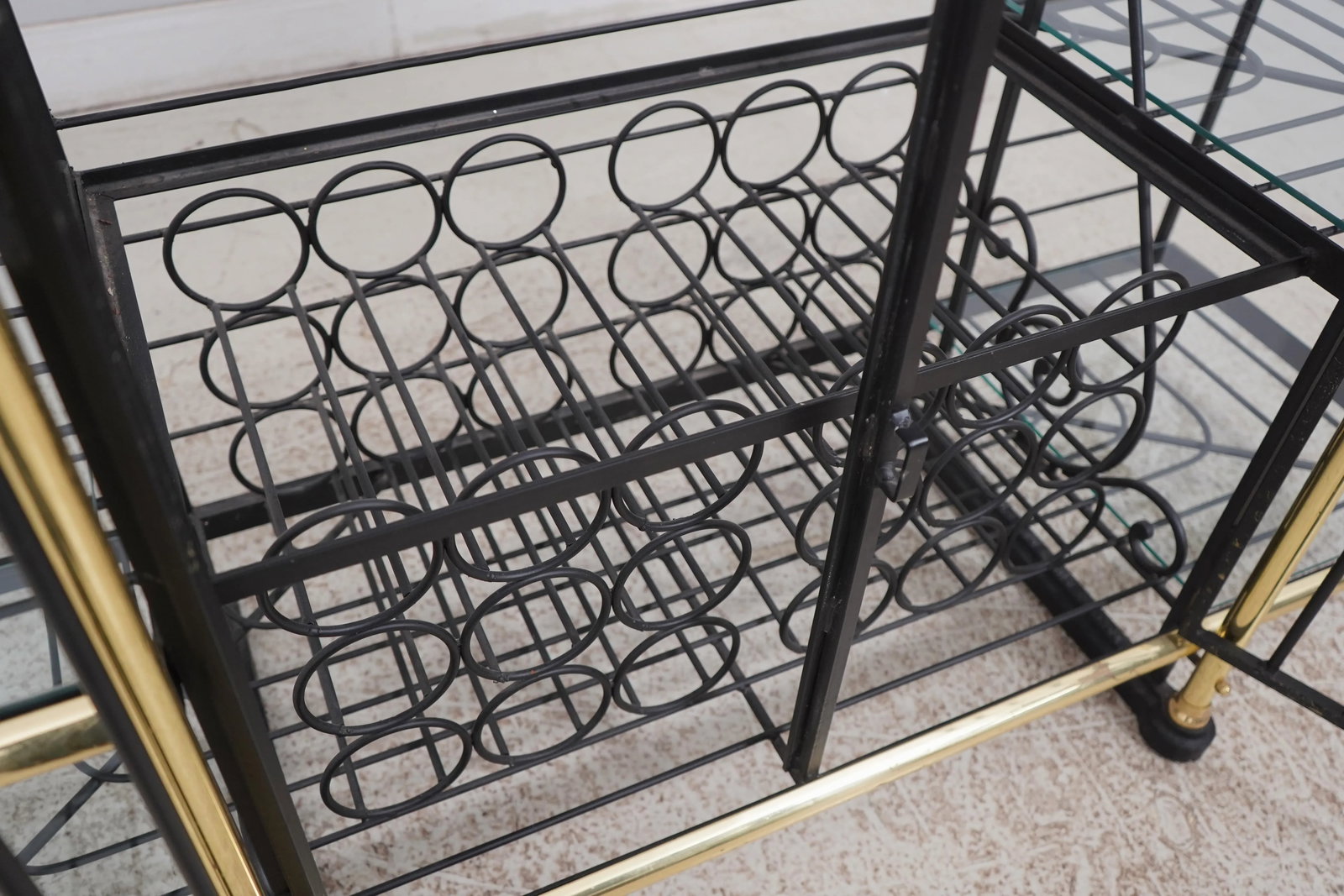 Perfitfils Large French Iron Bakers Wine Rack - 8