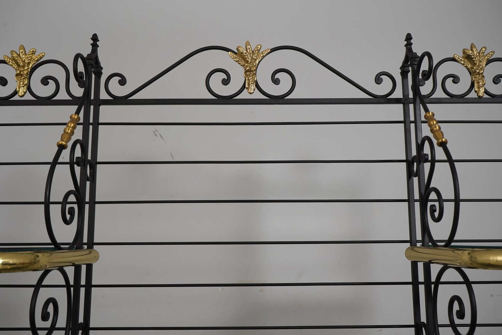 Perfitfils Large French Iron Bakers Wine Rack - 9
