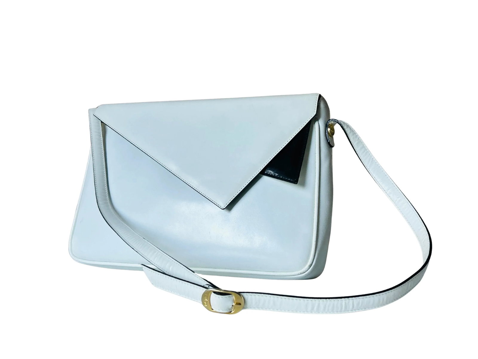 Authentic Vintage Salvatore Ferragamo Leather Handbag in White and Black Patent Leather Envelope - 3