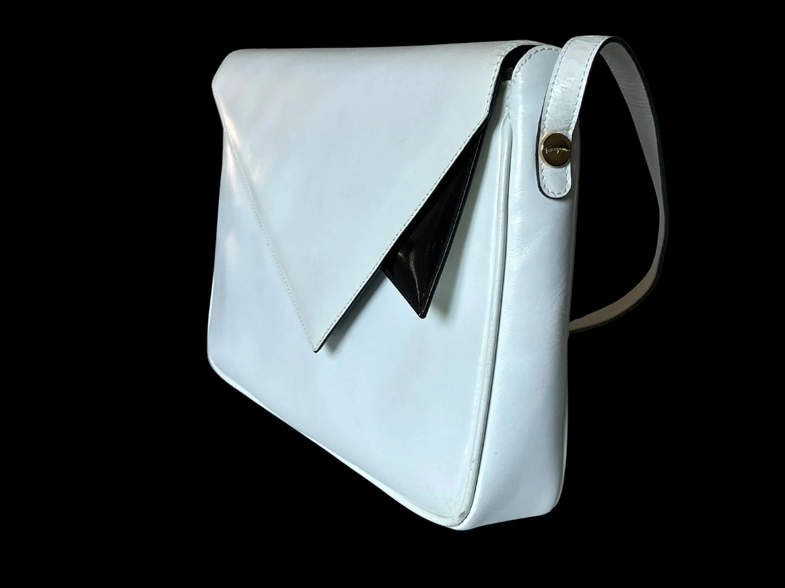 Authentic Vintage Salvatore Ferragamo Leather Handbag in White and Black Patent Leather Envelope - 5