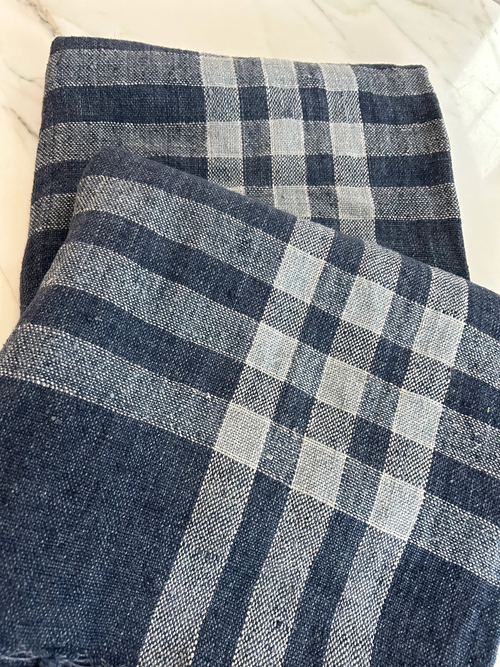 Bunny Williams for Pine Cone Hill 100% Linen Plaid Navy White Throw ââ‚¬Å - 3