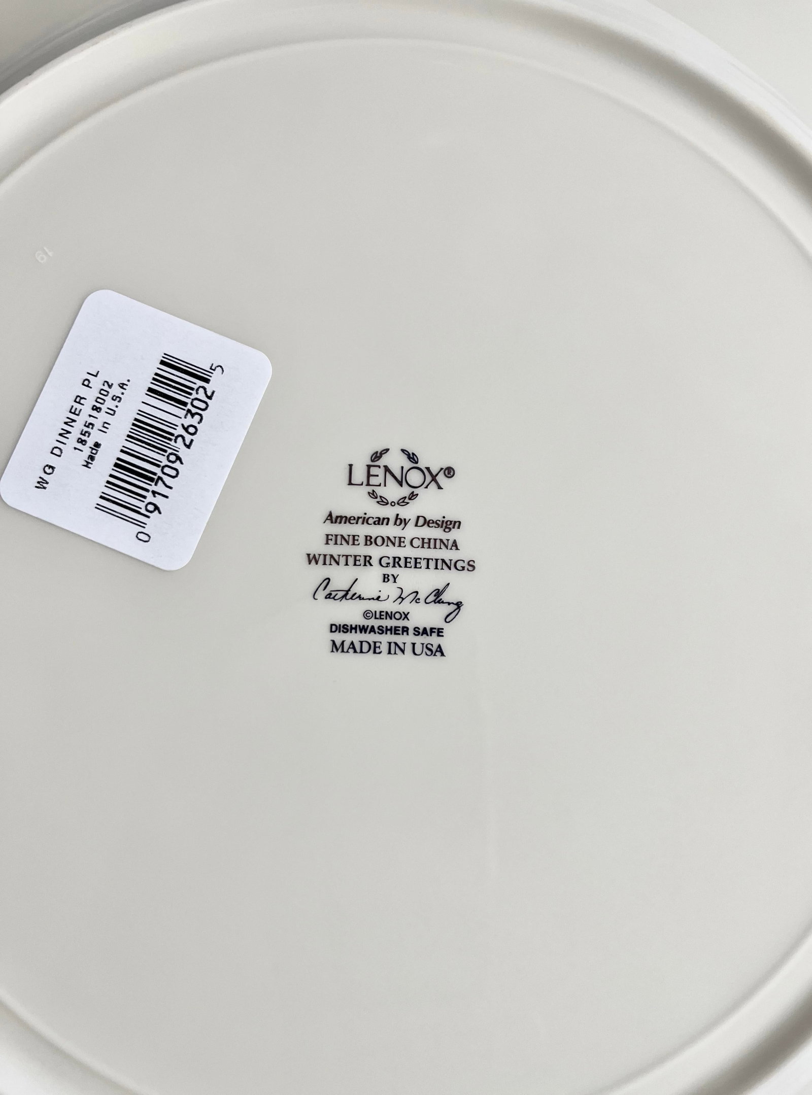 Set of 6 Lenox "Winter Greetings" Dinner Plates With 24k Gold Trim "” Late 20th Century - 3