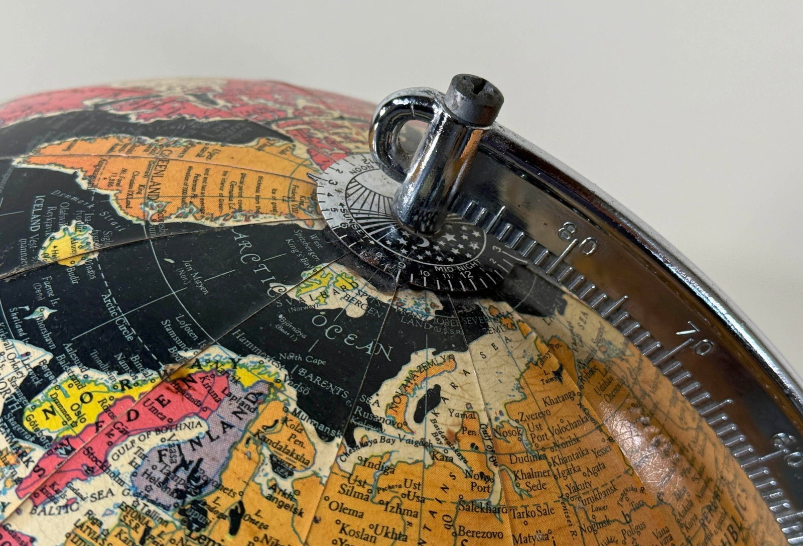 Vintage 1950's Replogle Black Starlight Illuminated World Glass Globe - 10