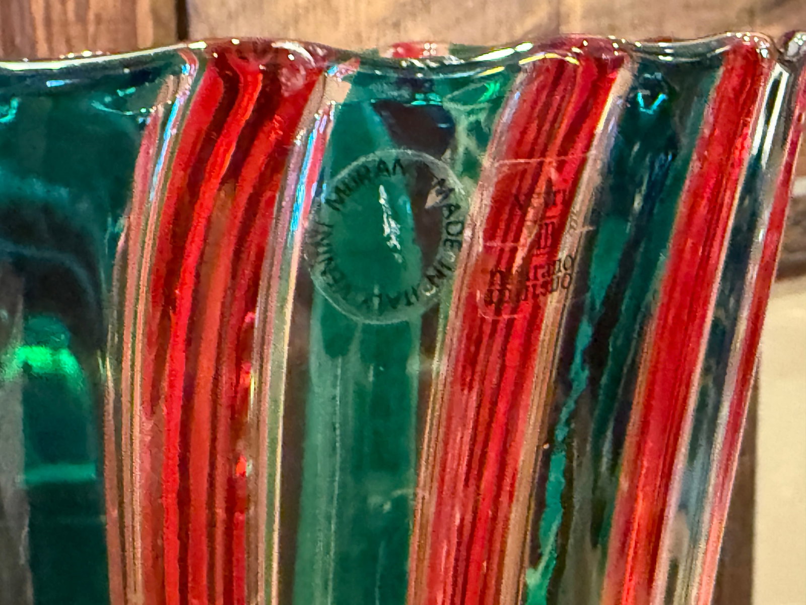 Vintage Gio Ponti for Venini Red and Green "A Cane" Glass Vase Murano Italy c.2002 - 4