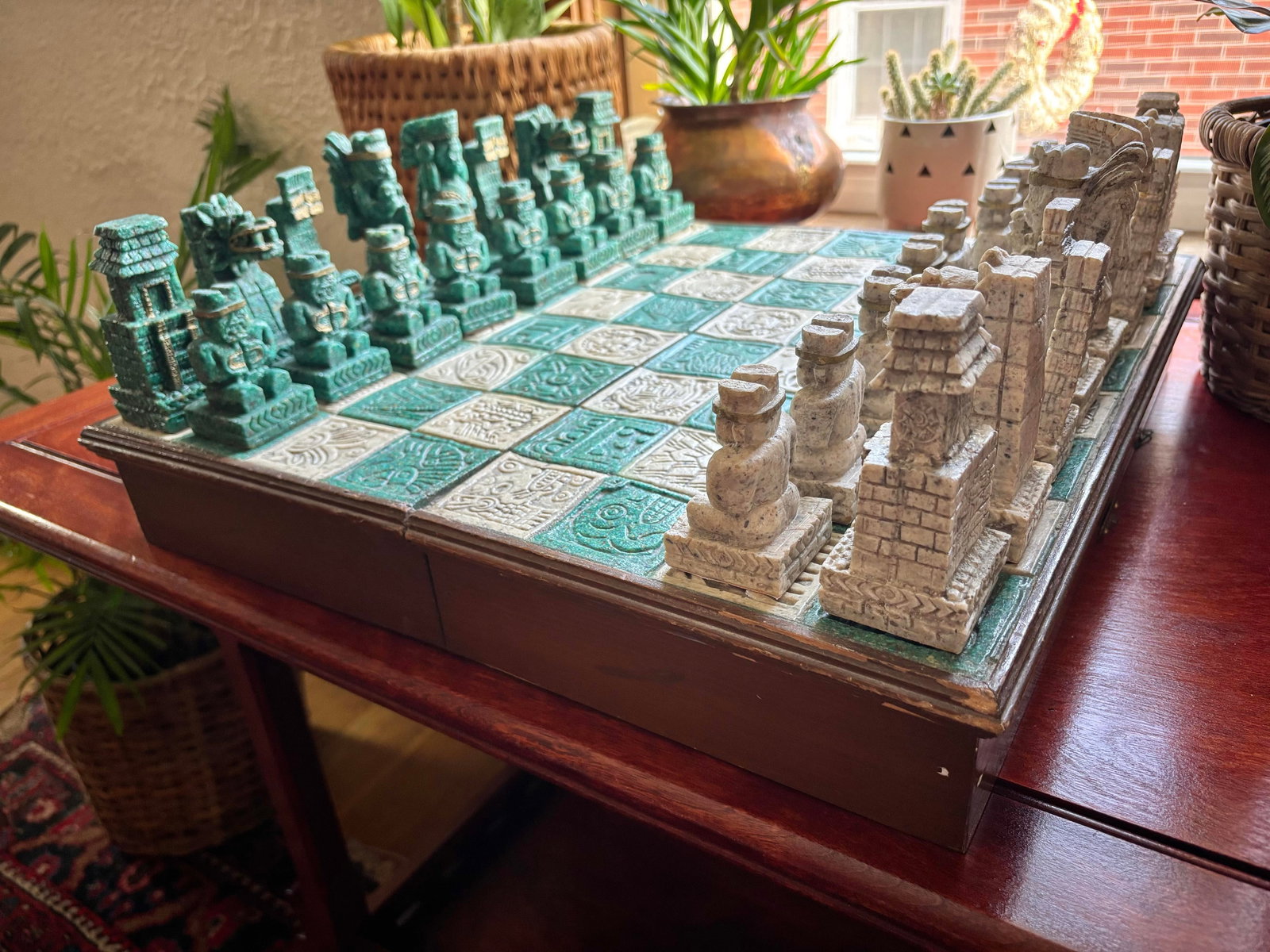 1960s Vintage Mayan Aztec Conqueror Chess Set - 33 Pieces - 11