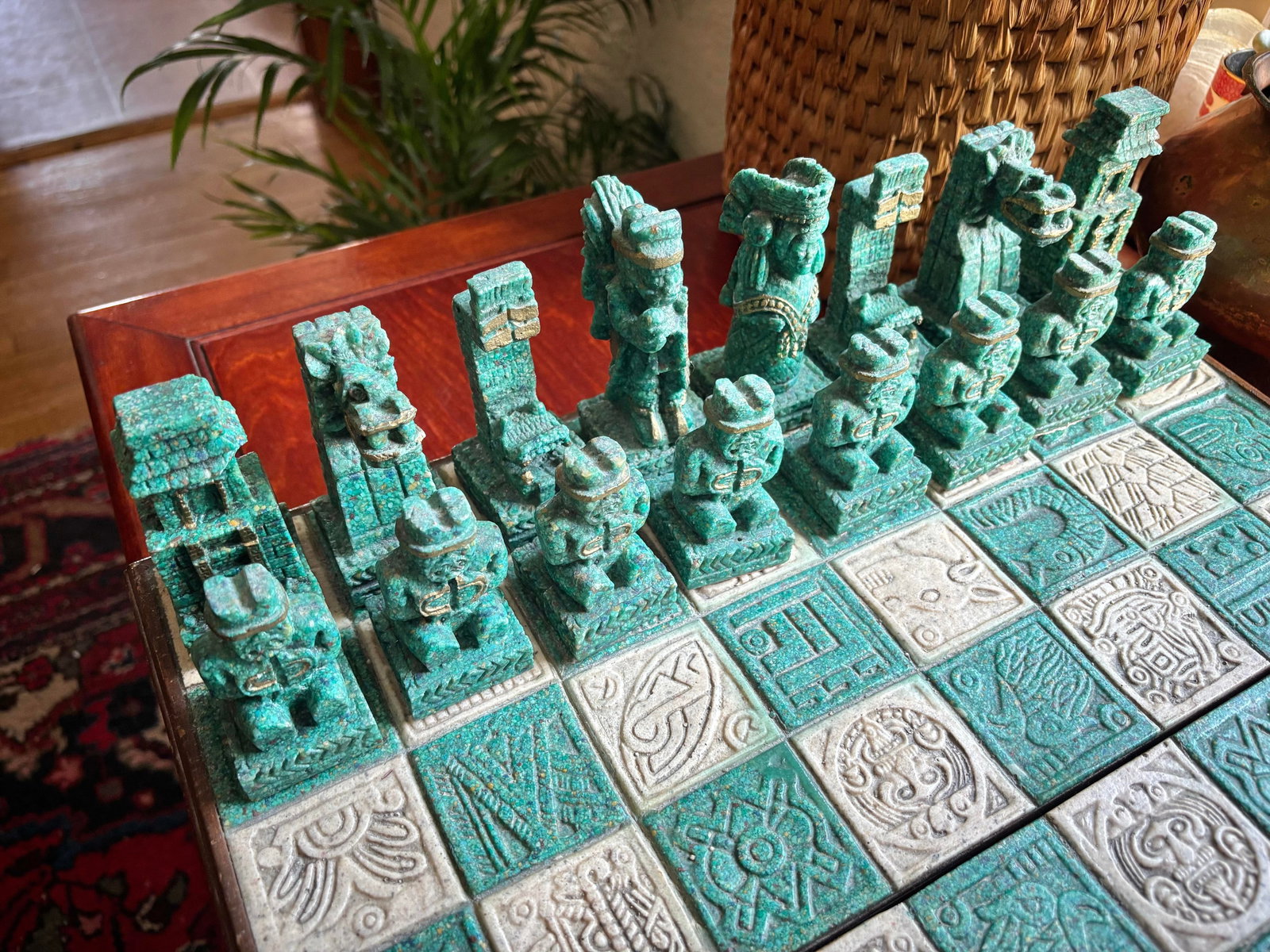 1960s Vintage Mayan Aztec Conqueror Chess Set - 33 Pieces - 4