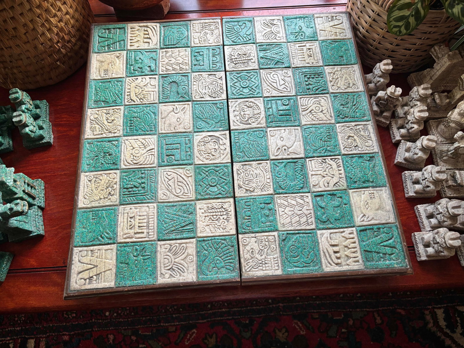 1960s Vintage Mayan Aztec Conqueror Chess Set - 33 Pieces - 8