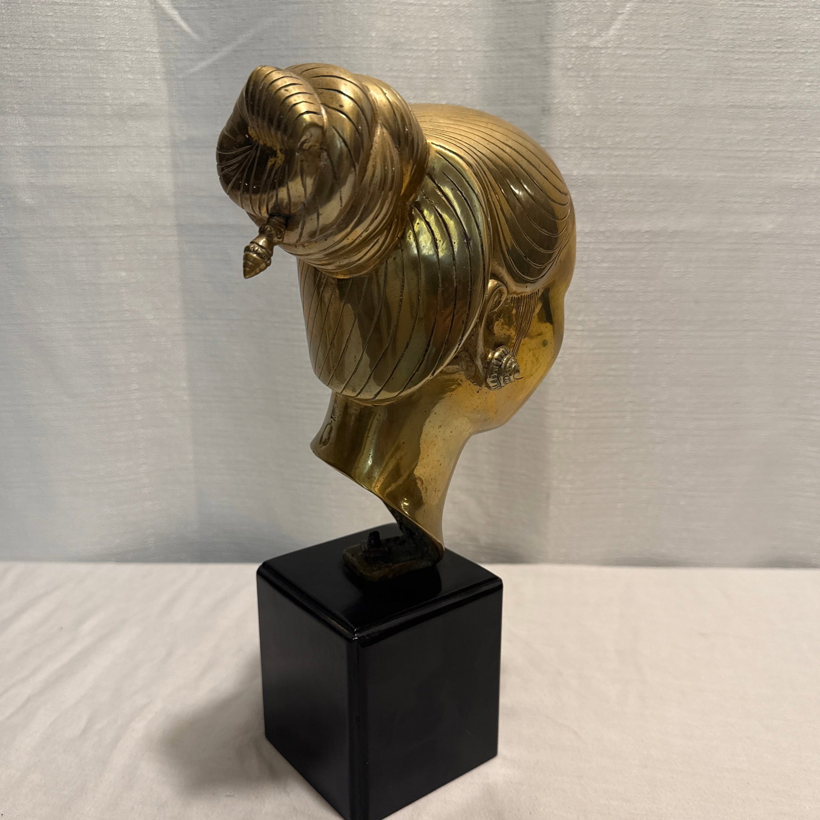 Mid-Century Polished Bronze Bust "Head of a Young Woman" - Nguyen Thanh Le Design (Siam Bronze Editi - 8