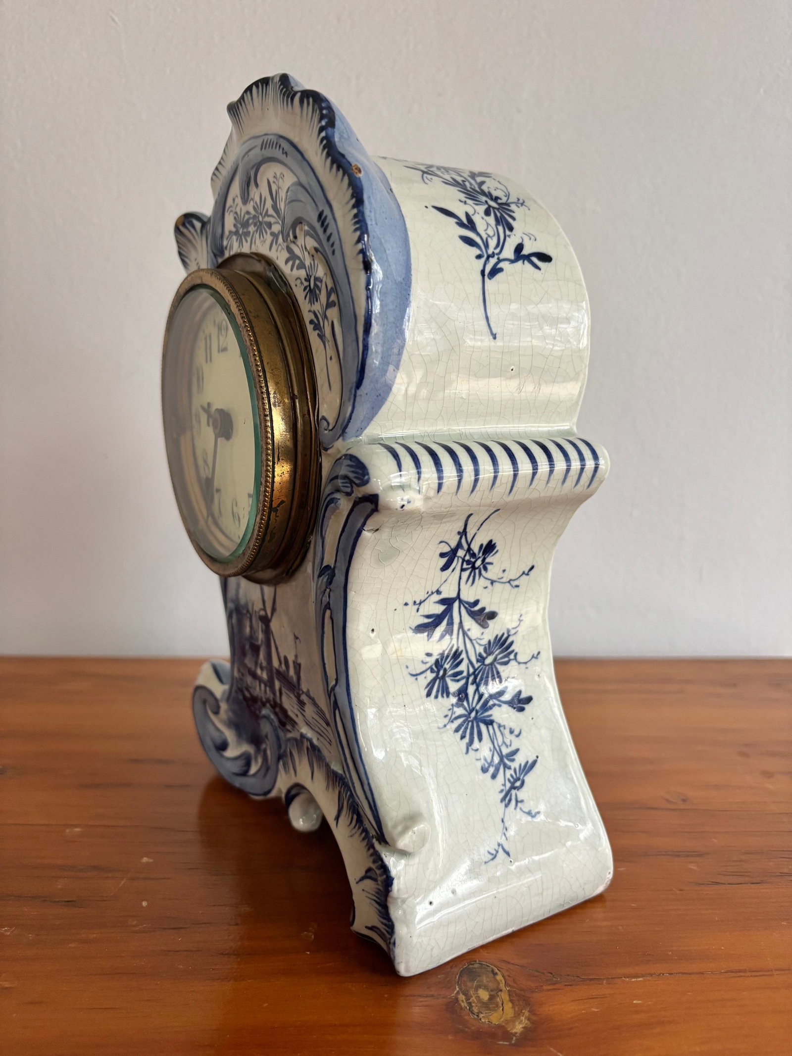 1890s French Rococo Delft Mantle Clock - 4