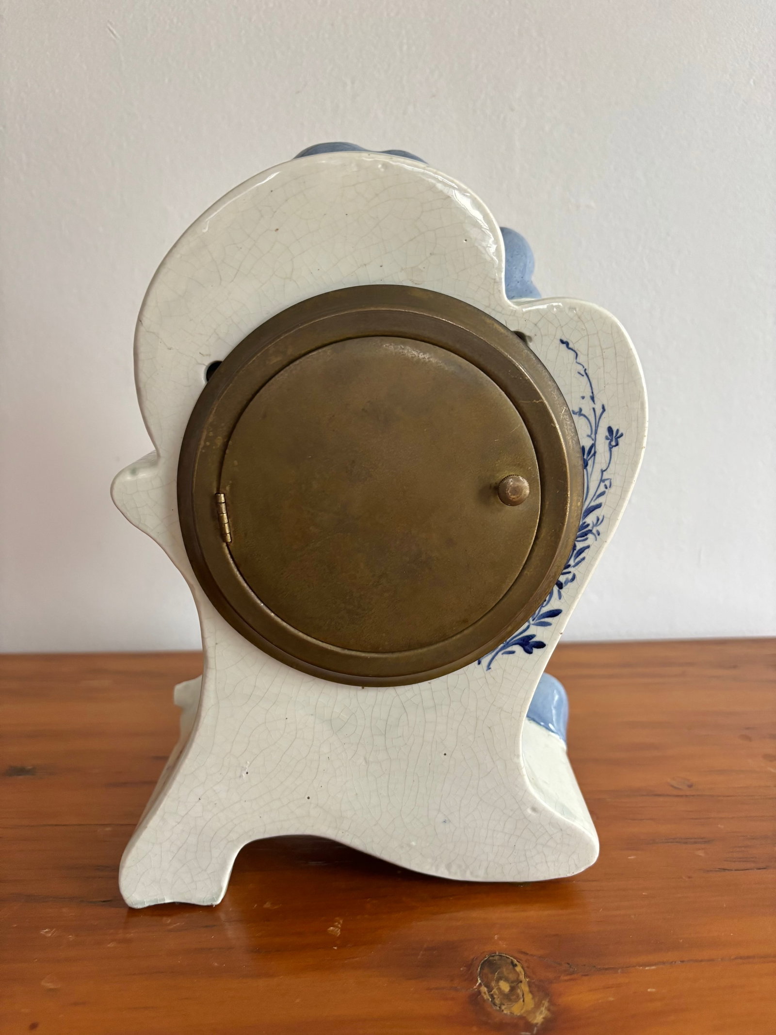 1890s French Rococo Delft Mantle Clock - 7