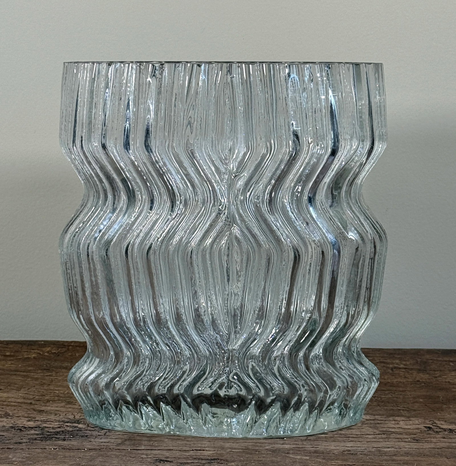 Vintage Martin Freyer for Rosenthal Studio 'Striated Series' Textured Clear Glass Vase Sculptural Mo - 2