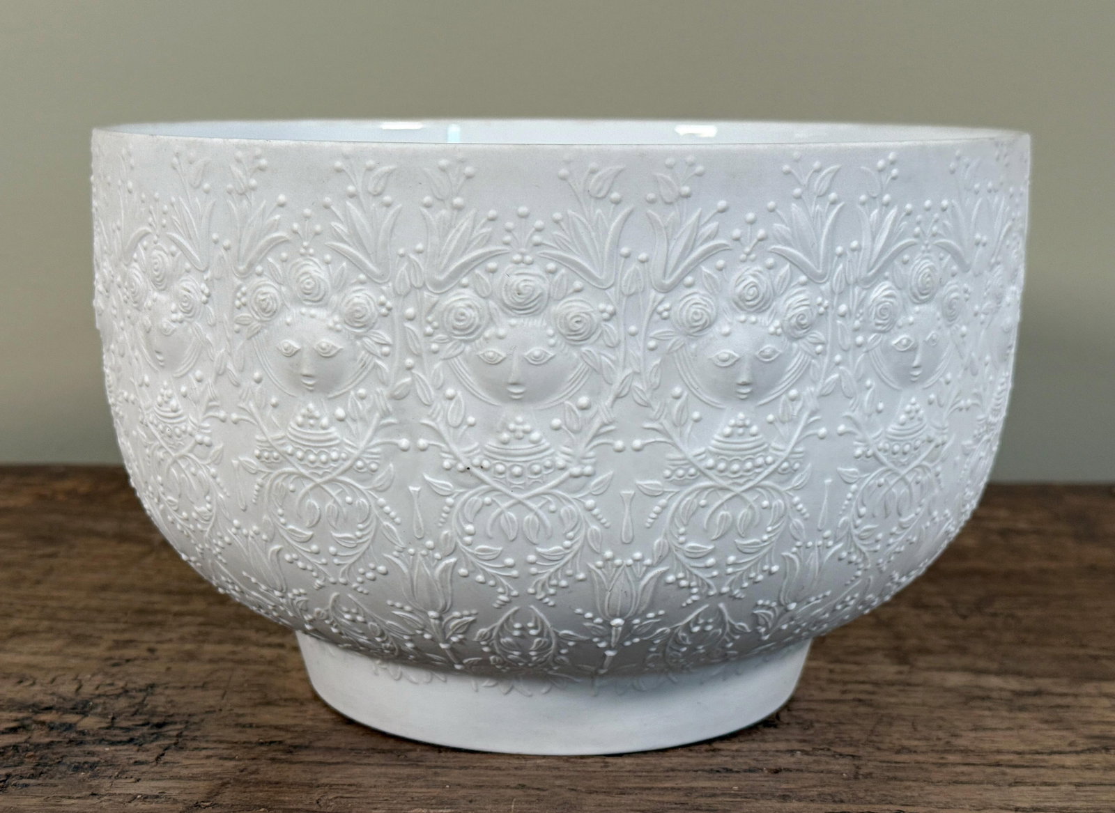 Mid Century Rosenthal Bjorn Wiinblad Romanze White Relief Porcelain Bowl Sculptural Design - 3