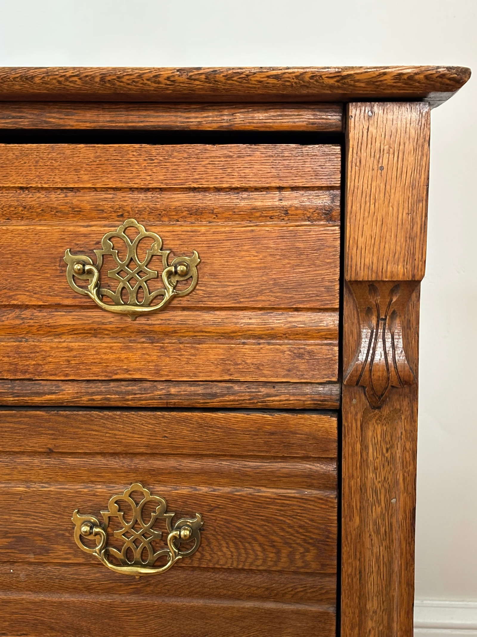 Antique Victorian Eastlake Oak Chest of Drawers - 5