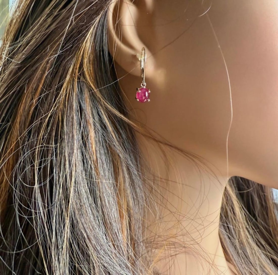 14k Yellow Gold Lever Back Earrings With Matched Cabochon Rubies 2.50 Carats, A Pair - 5