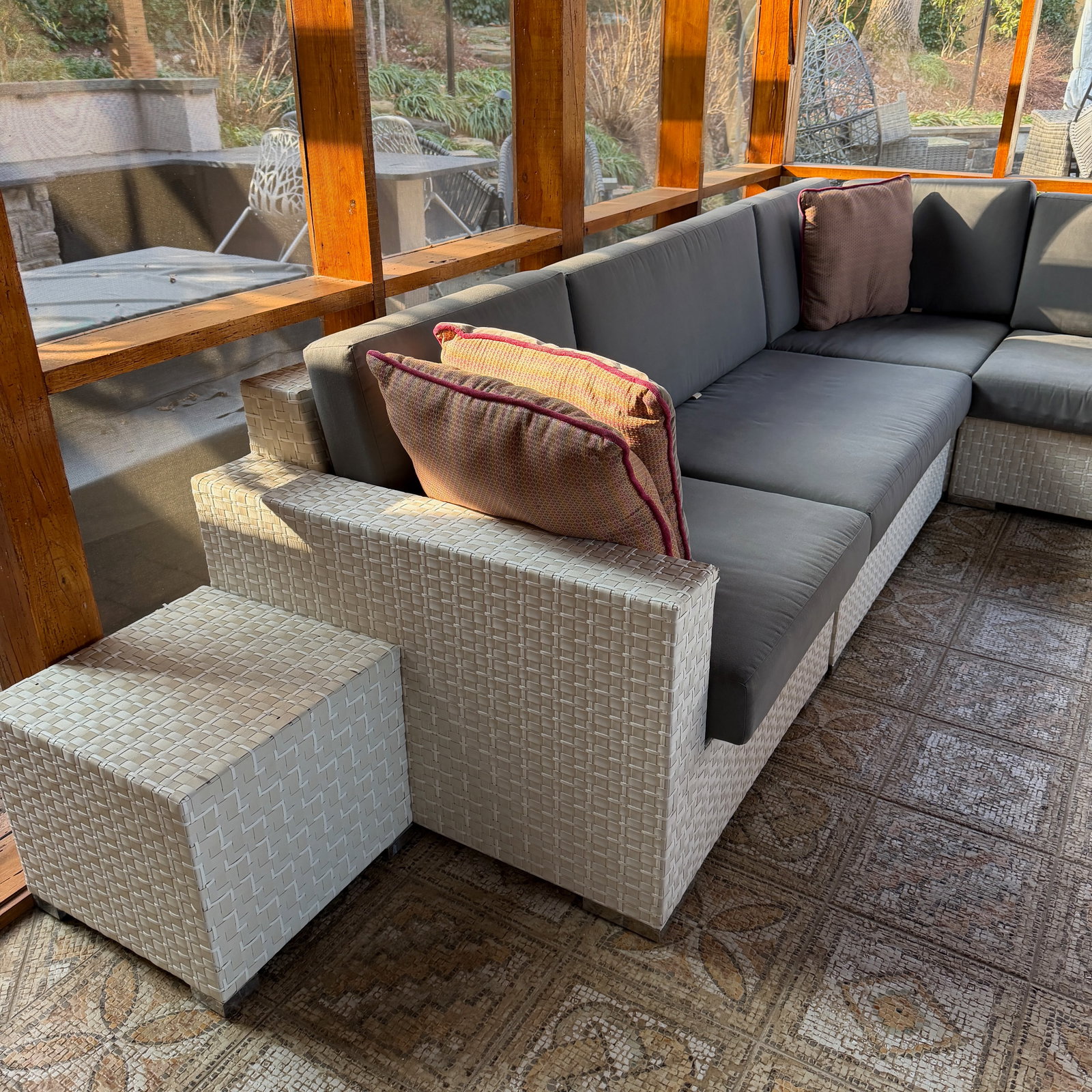 Janus Et Cie Sectional - 11