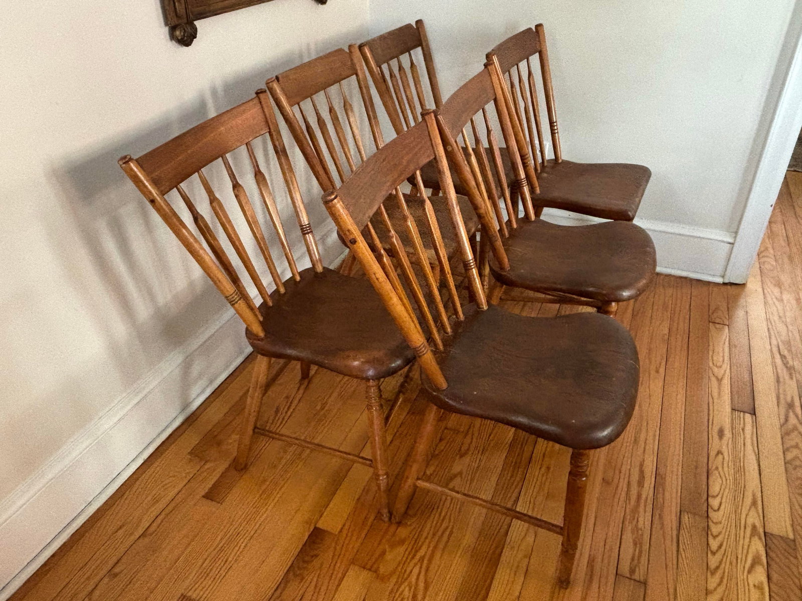 Antique Rustic Arrowback Windsor Dining Chairs Single Plank - A Set of Six - 2