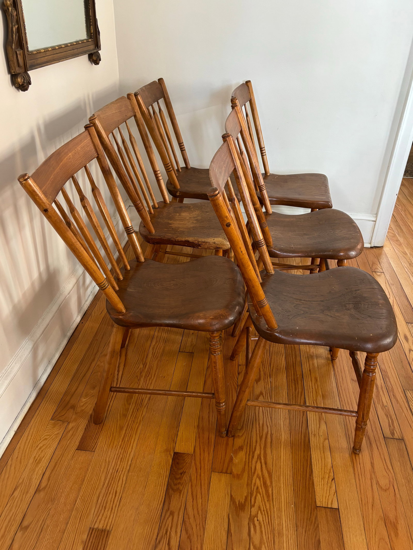 Antique Rustic Arrowback Windsor Dining Chairs Single Plank - A Set of Six - 3