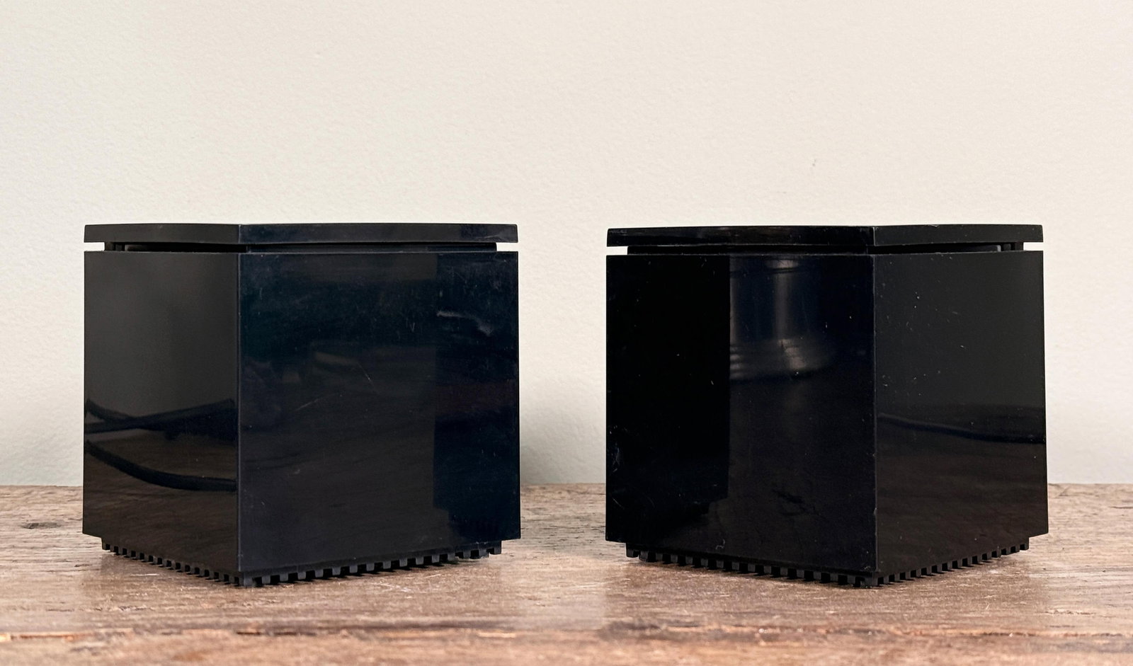 c.1970's Italian Mid Century Modern Cini & Nils Cuboluce Black Acrylic Table Lamps - A Pair - 5