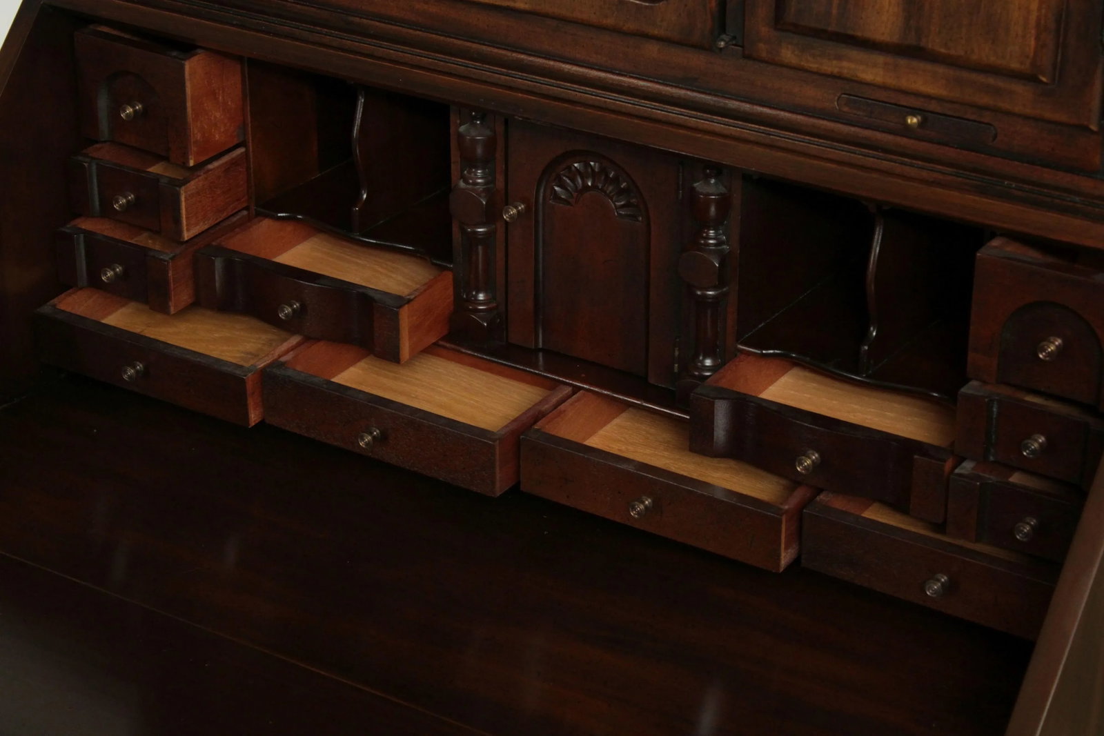 Maddox Chippendale Style Vintage Mahogany Block Front Secretary Desk - 9