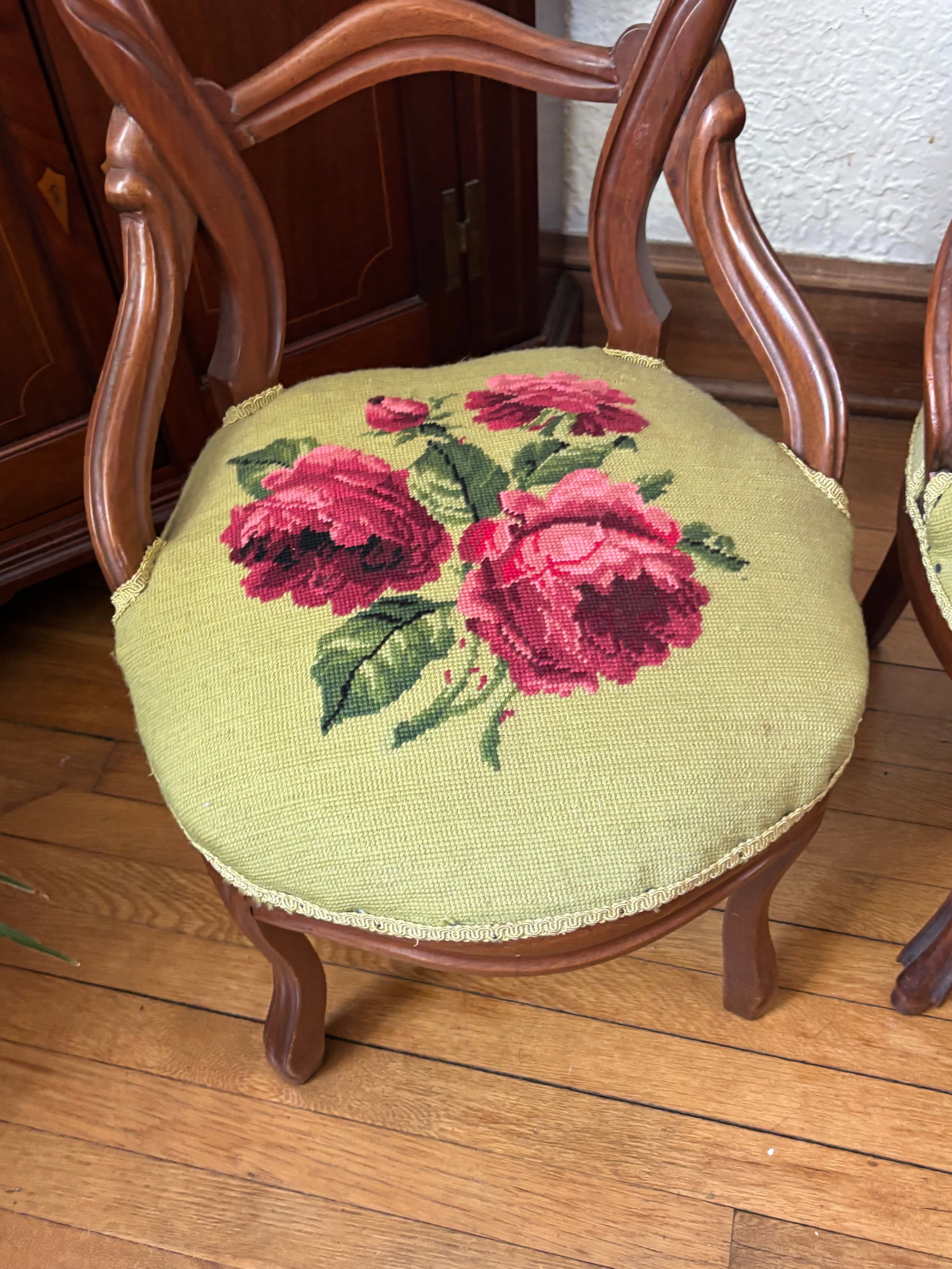 19th Century Victorian Mahogany Balloon Back Parlor Side Chairs - A Pair - 4