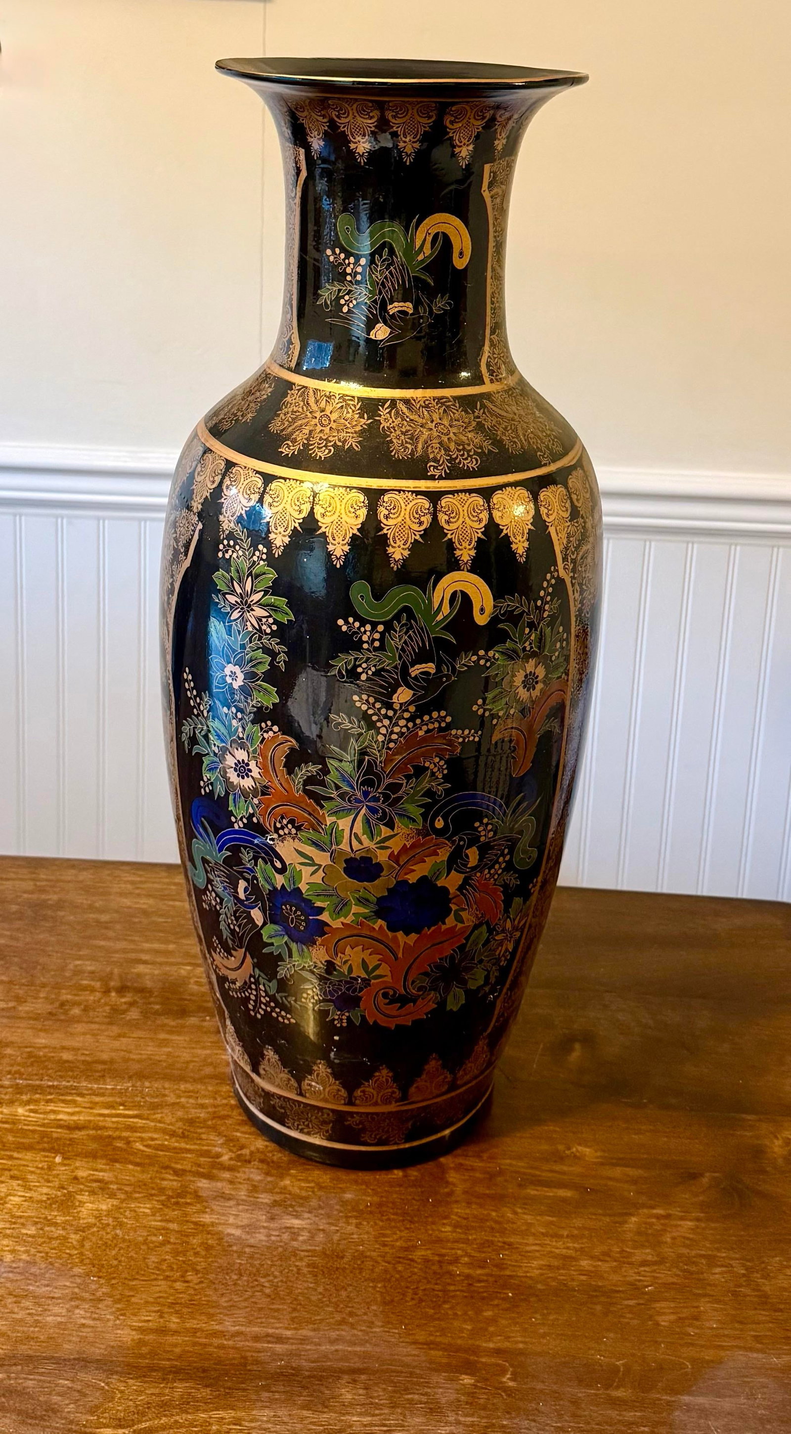 Early 20th Century Chinese Gilt Baluster Floor Vase - 10