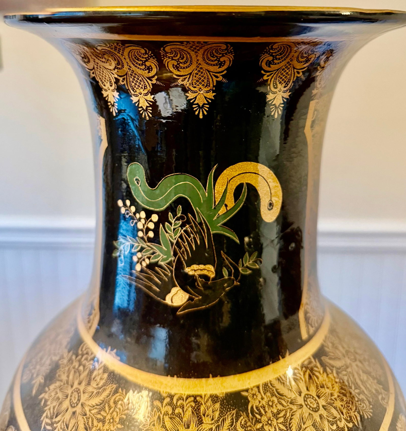 Early 20th Century Chinese Gilt Baluster Floor Vase - 3