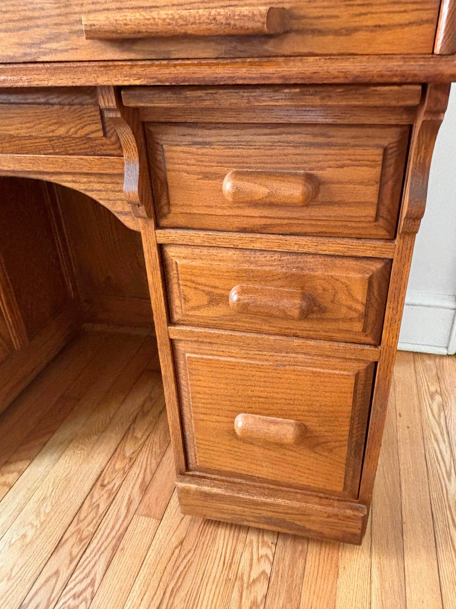Mid 20th Century Arts & Crafts Raised Panel Oak S Roll Top Desk on Casters - 11