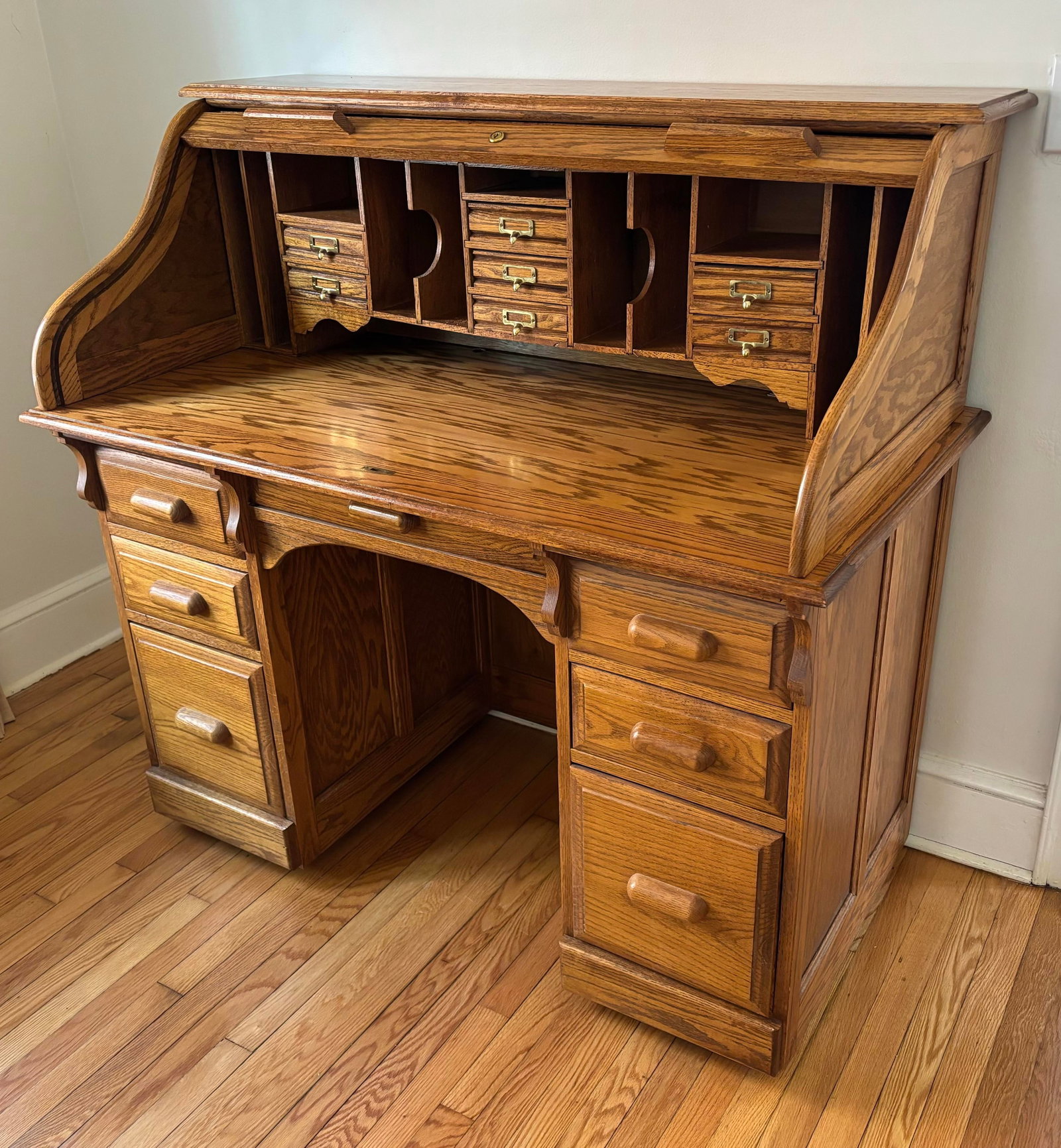 Mid 20th Century Arts & Crafts Raised Panel Oak S Roll Top Desk on Casters - 2