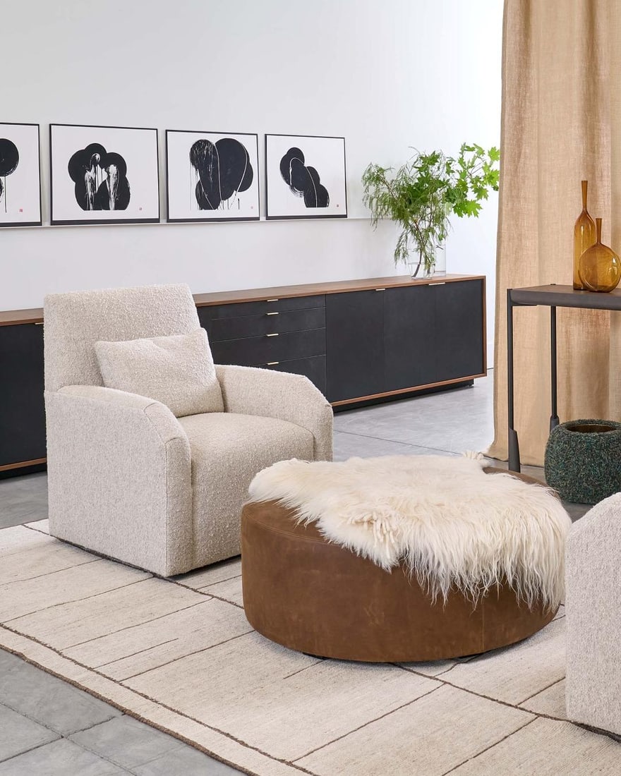 Lancaster One-of-a-Kind Charlotte Ottoman - Round With Natural Icelandic Fur - 5