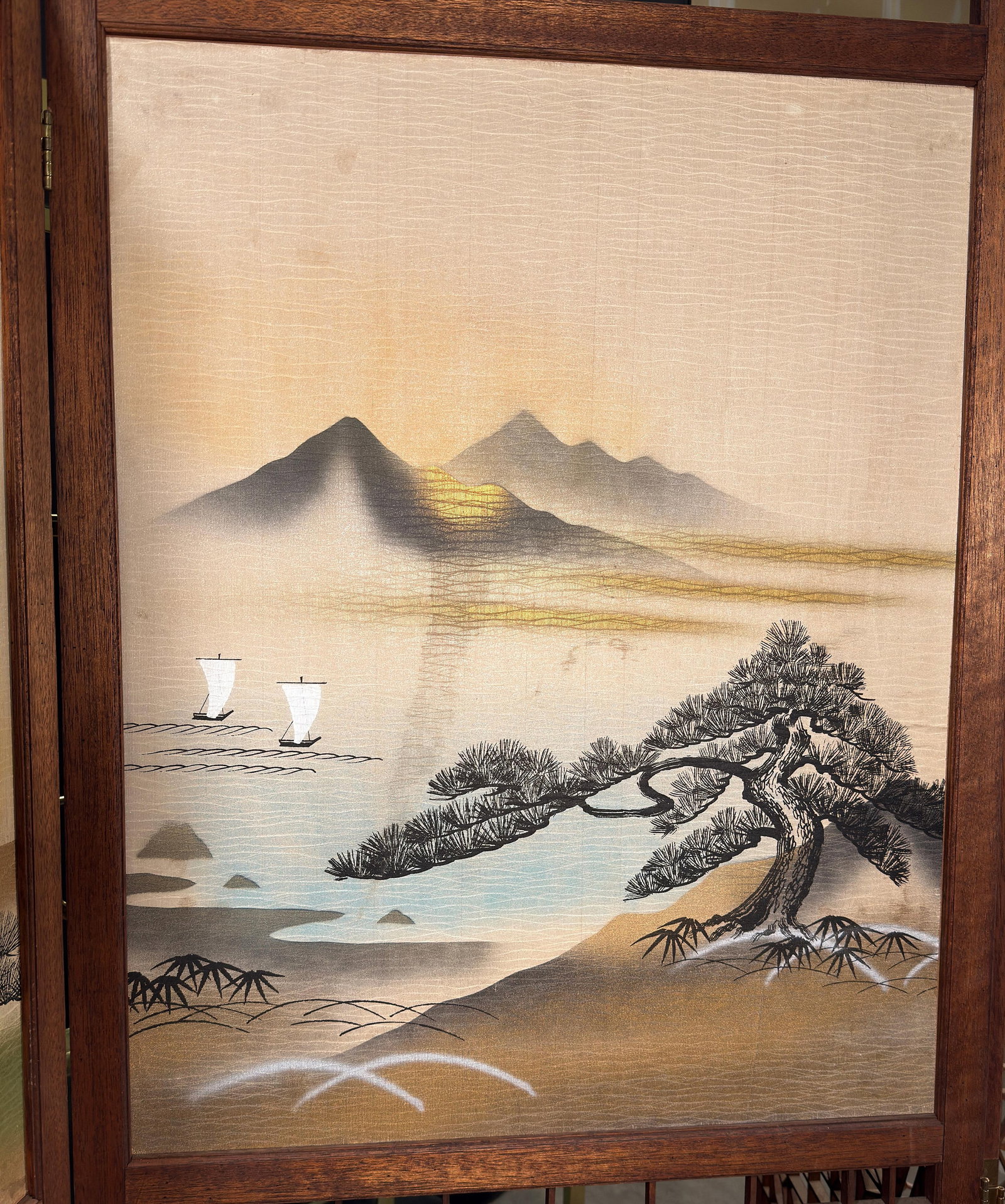 Japanese Four-Panel Teak Room Divider Screen With Silk Landscape Panels and Asanoha Fretwork - 7